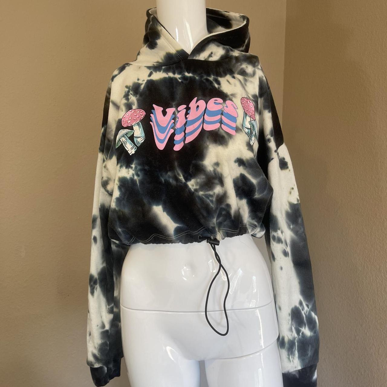 Rue 21 store crop top hoodie