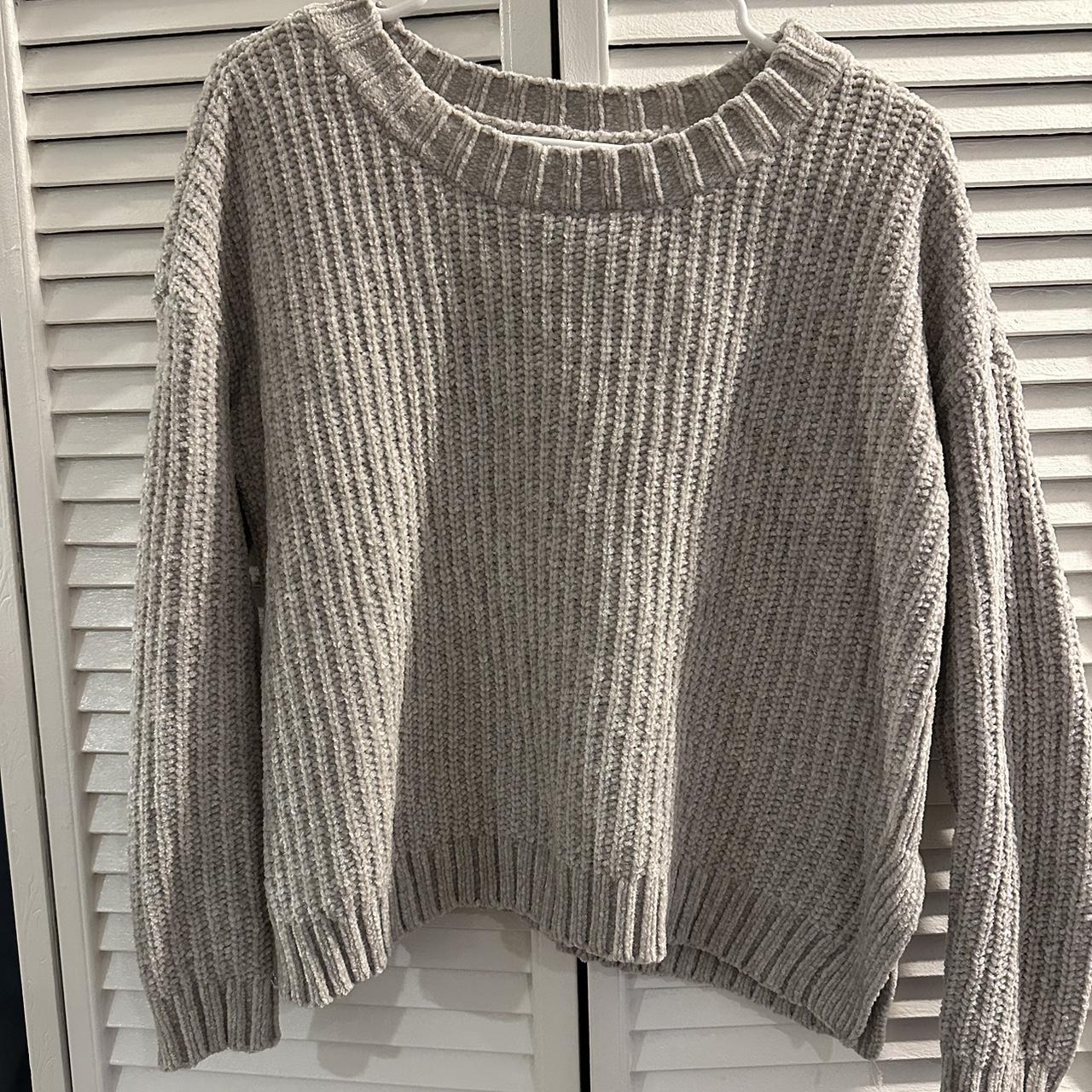 Women’s gray size m Aerie soft sweater. Brand new... - Depop