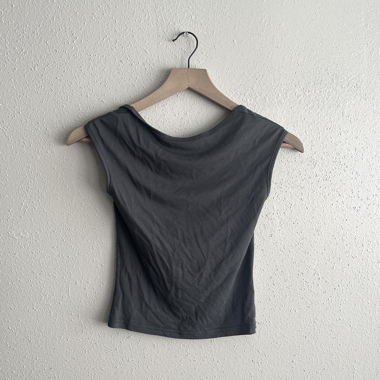 item listed by dramatic_daughter
