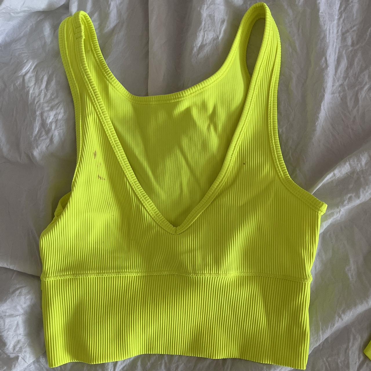 lululemon-size-4-power-pivot-top-has-makeup-stains-depop