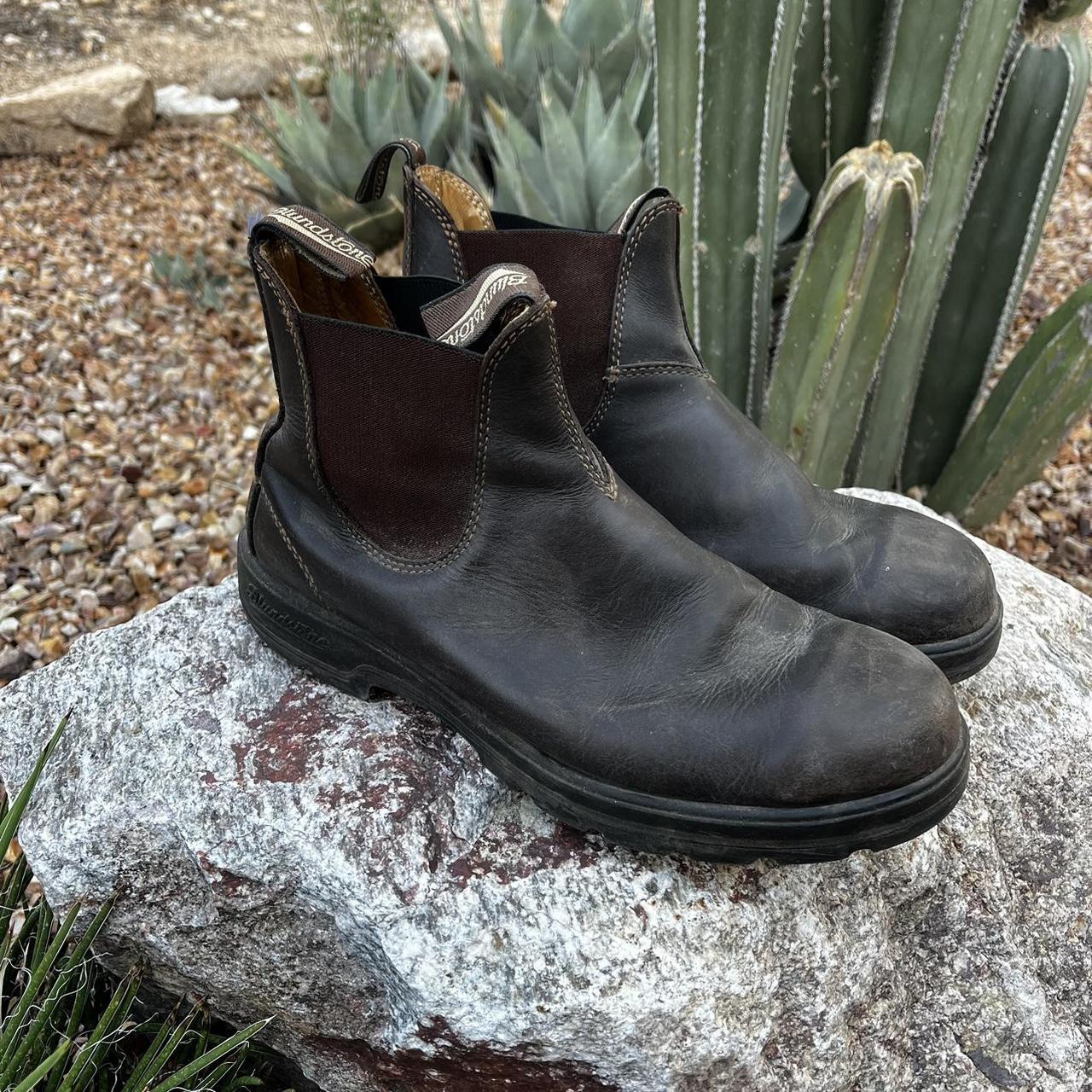 Blundstone 550 boots Fits like a us 10 Good Depop