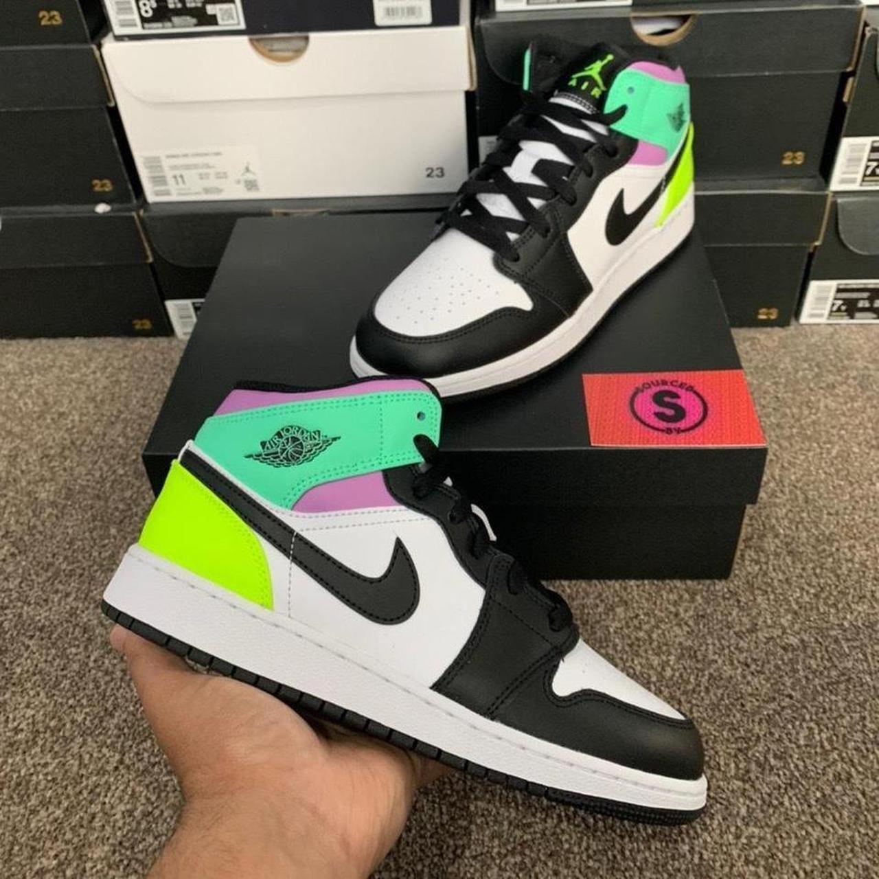 Nike Air Jordan 1 Mid Pastel Black Toe 🖍🎨 Size UK 4... Depop