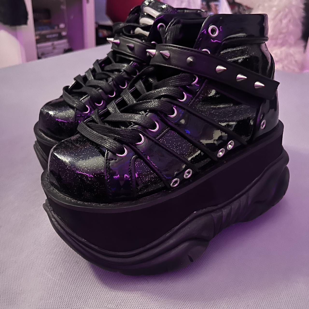 demonia neptune boots