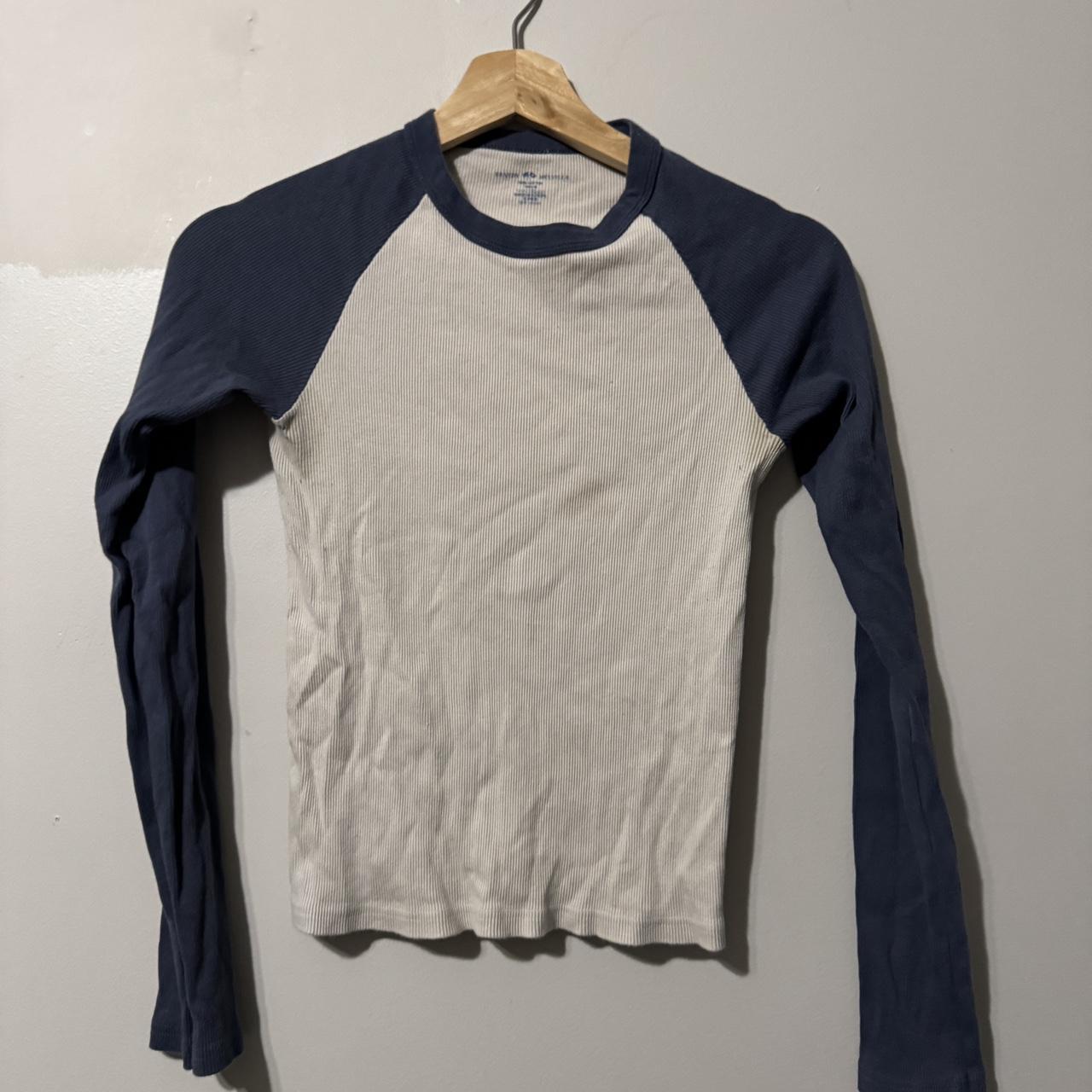 item listed by dahlialy
