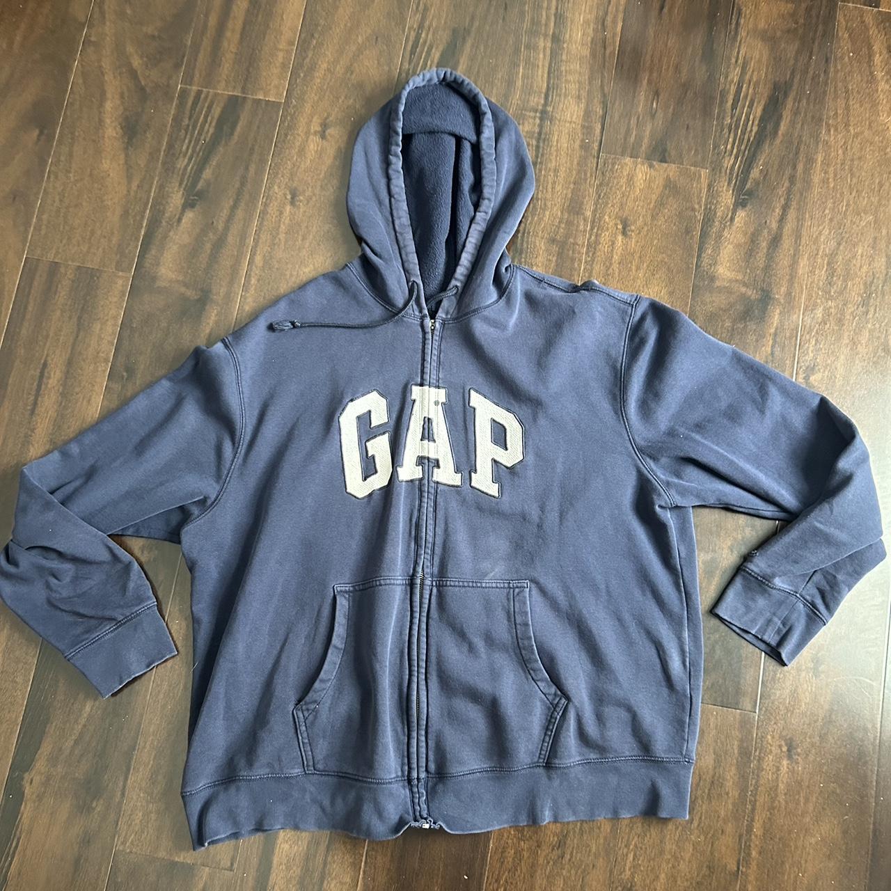 Gap Men's Cream and Navy Hoodie | Depop