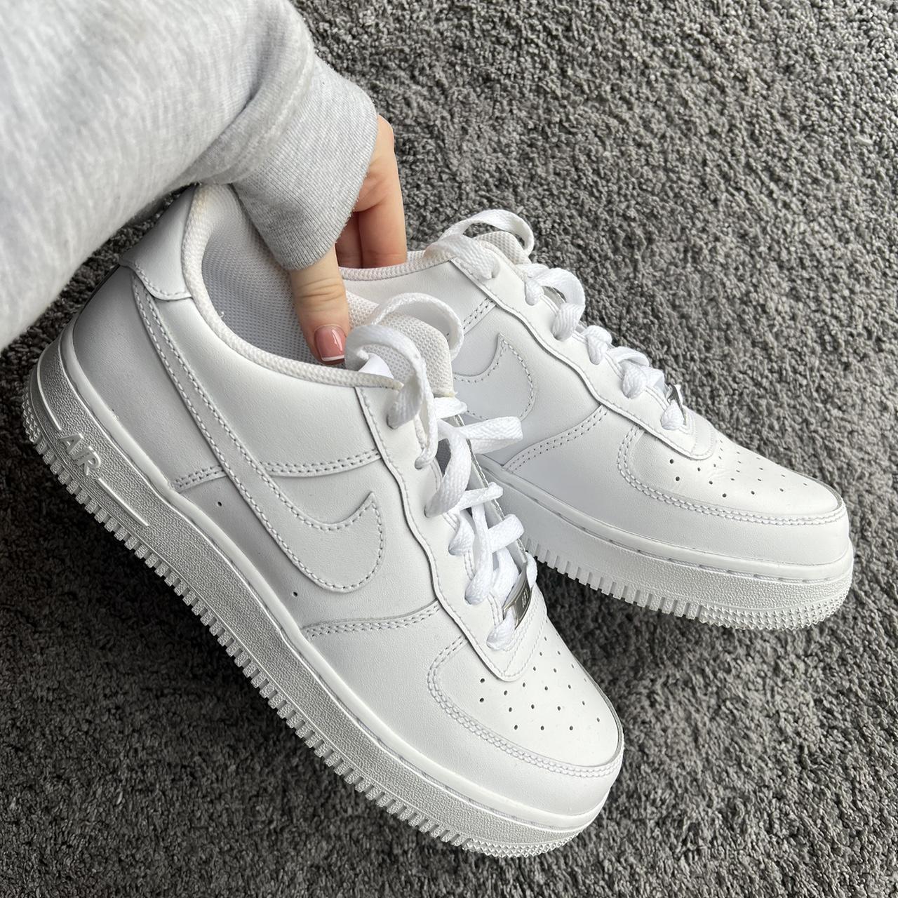 Nike Women's White Trainers | Depop