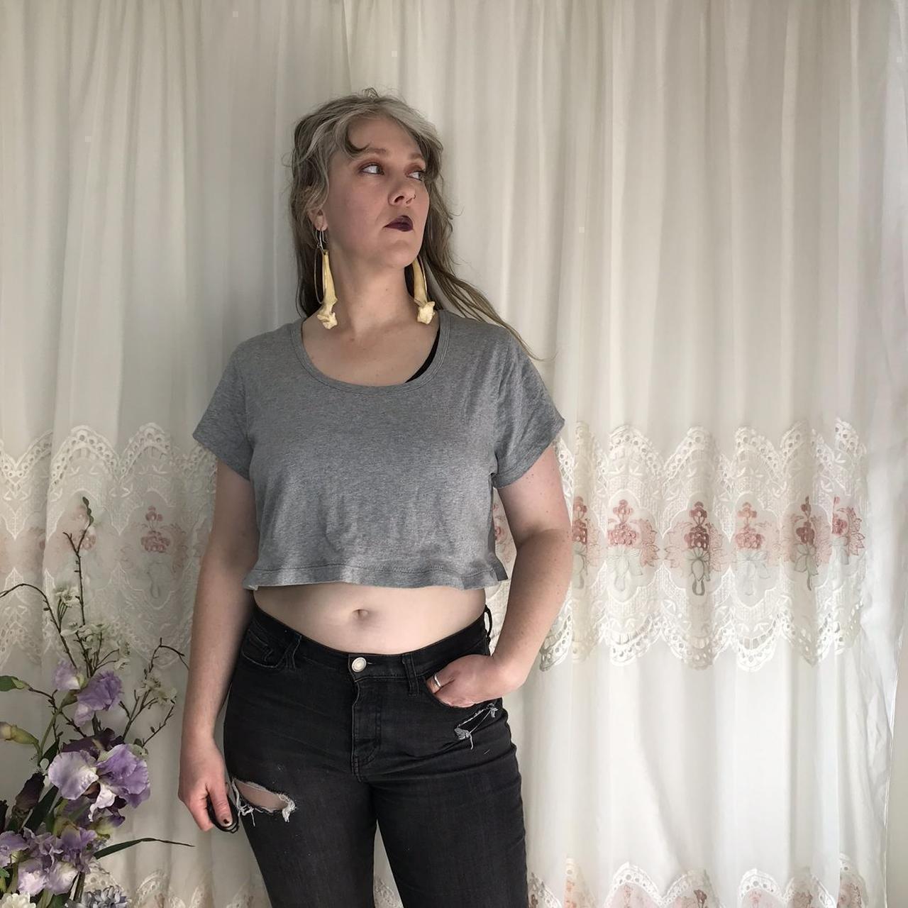 Gray stretch cropped t shirt Cool, simple and... - Depop