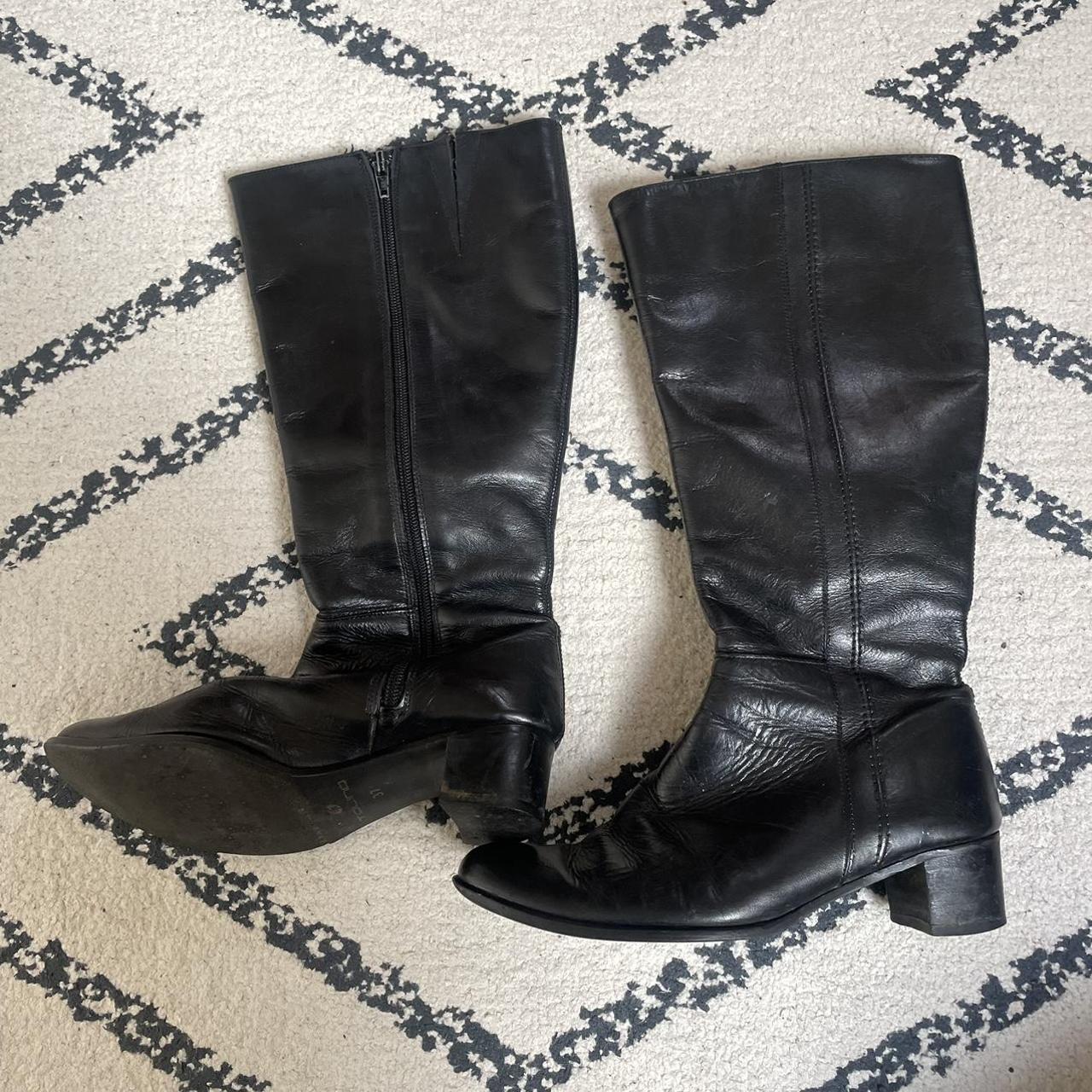 Tolino black leather knee high boots Size 37 Small... - Depop