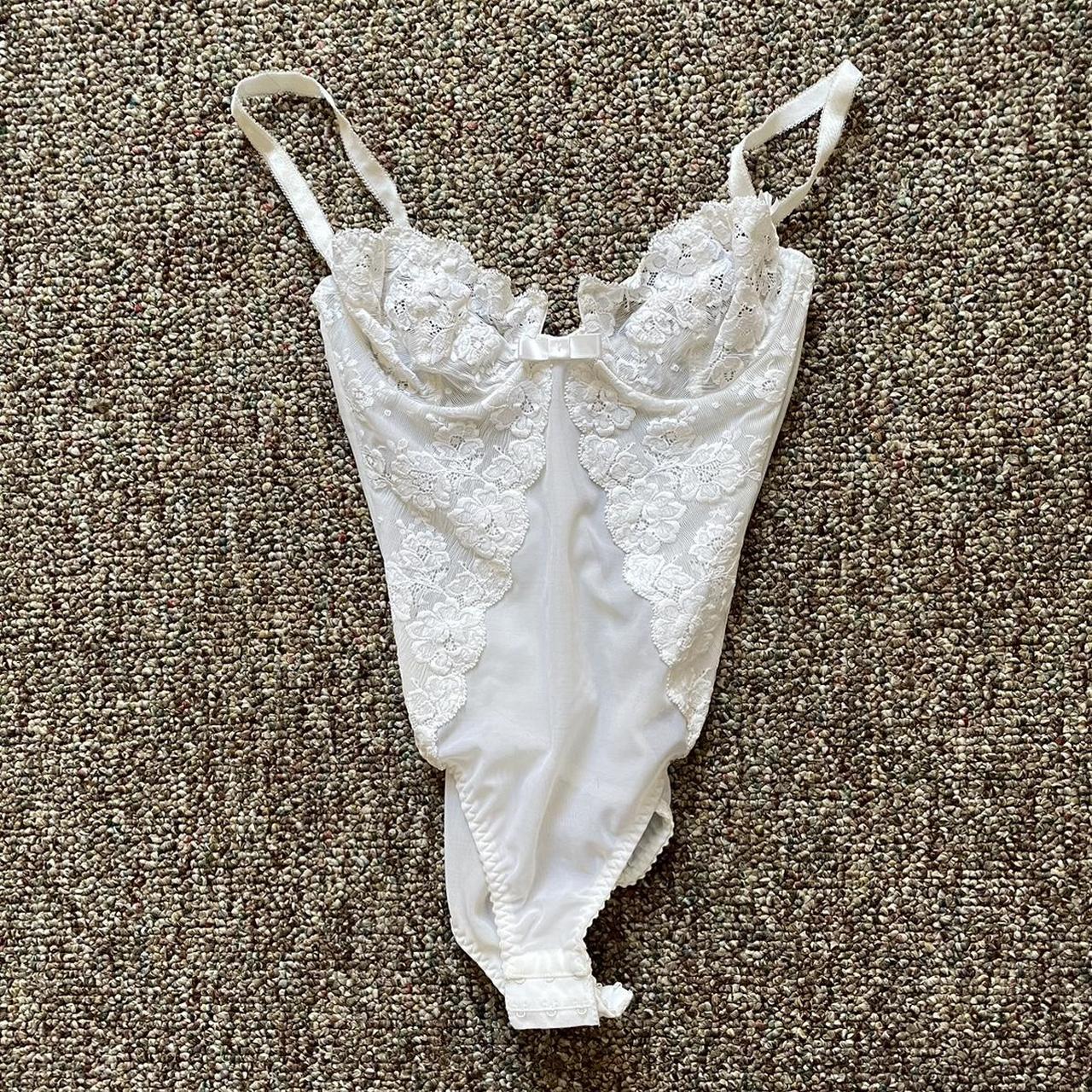 Oscar de la renta white lace corset body suit with... - Depop