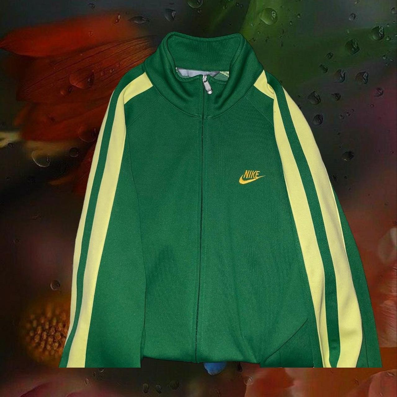 yellow nike tracksuit women's