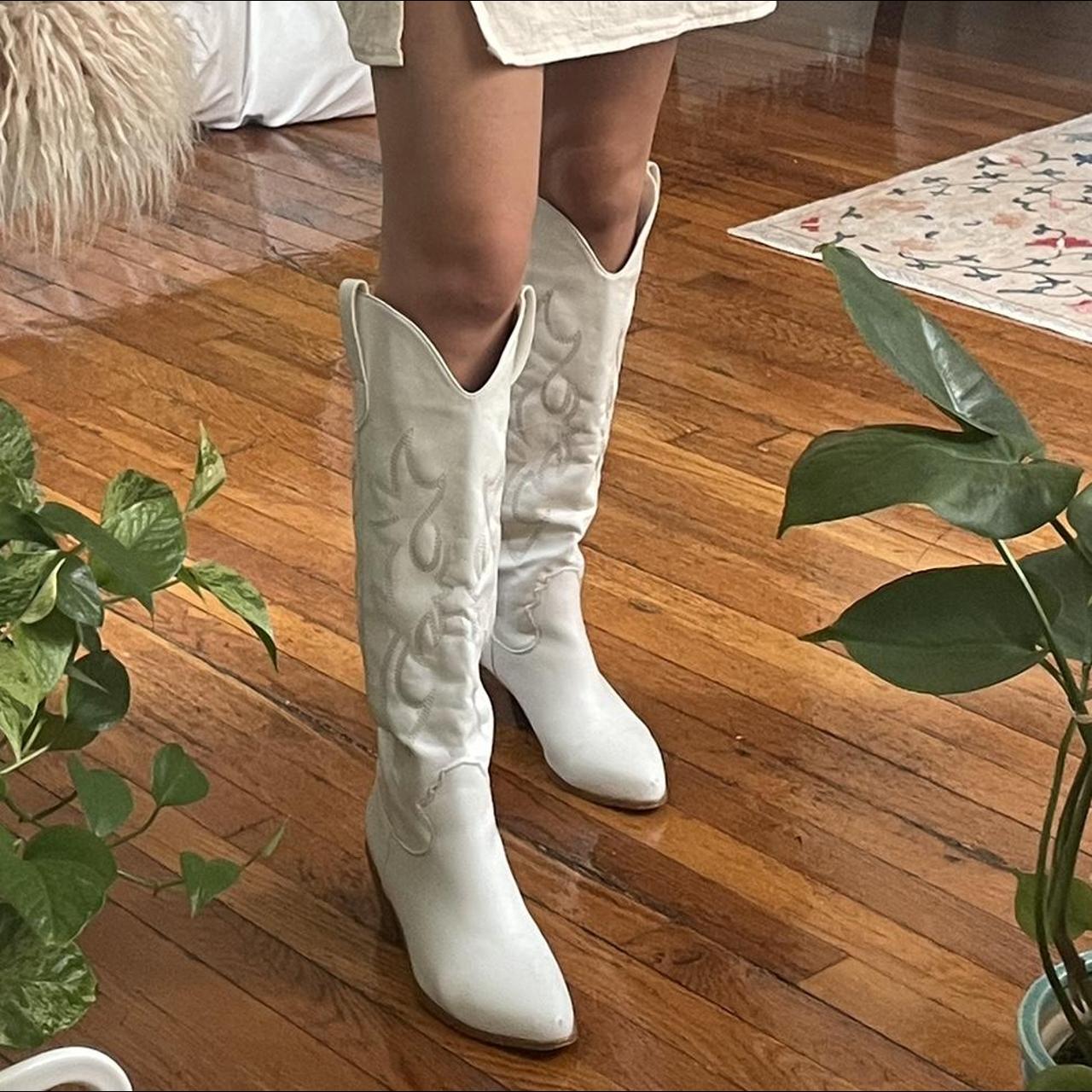 Bellini Women's Boots (2)