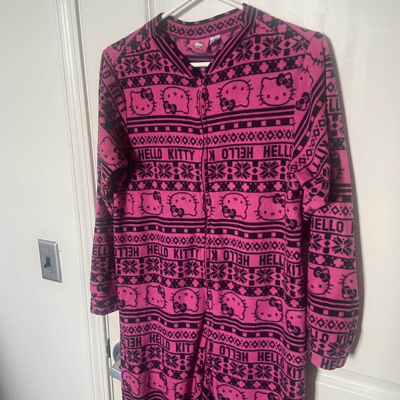 Super cute Hello Kitty Pajamas in great condition!... - Depop