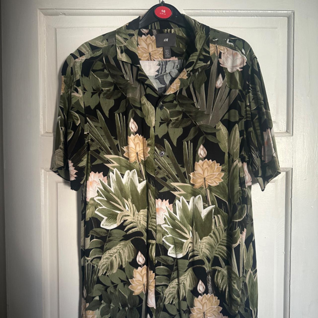 H&M Green Floral Short Depop
