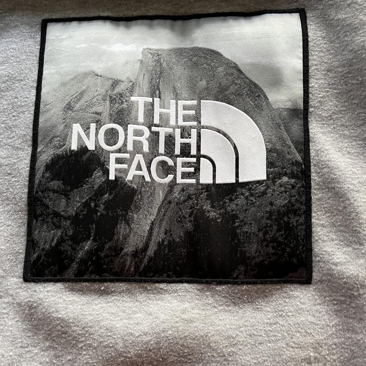 The North Face Men's Sweatshirt (2)