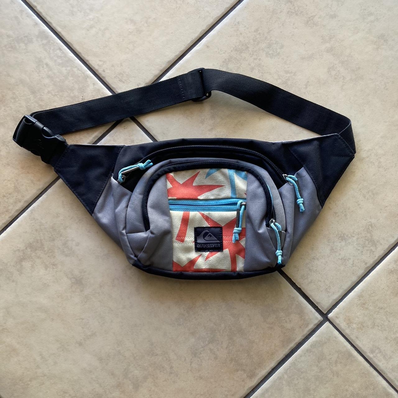 Quiksilver Fanny Pack Adjustable Bag Waist zip close... Depop