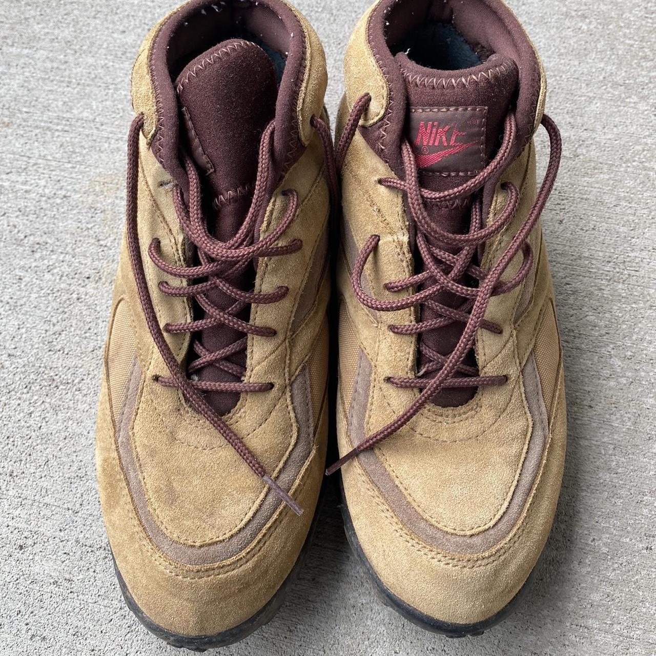 nike tan acg boots