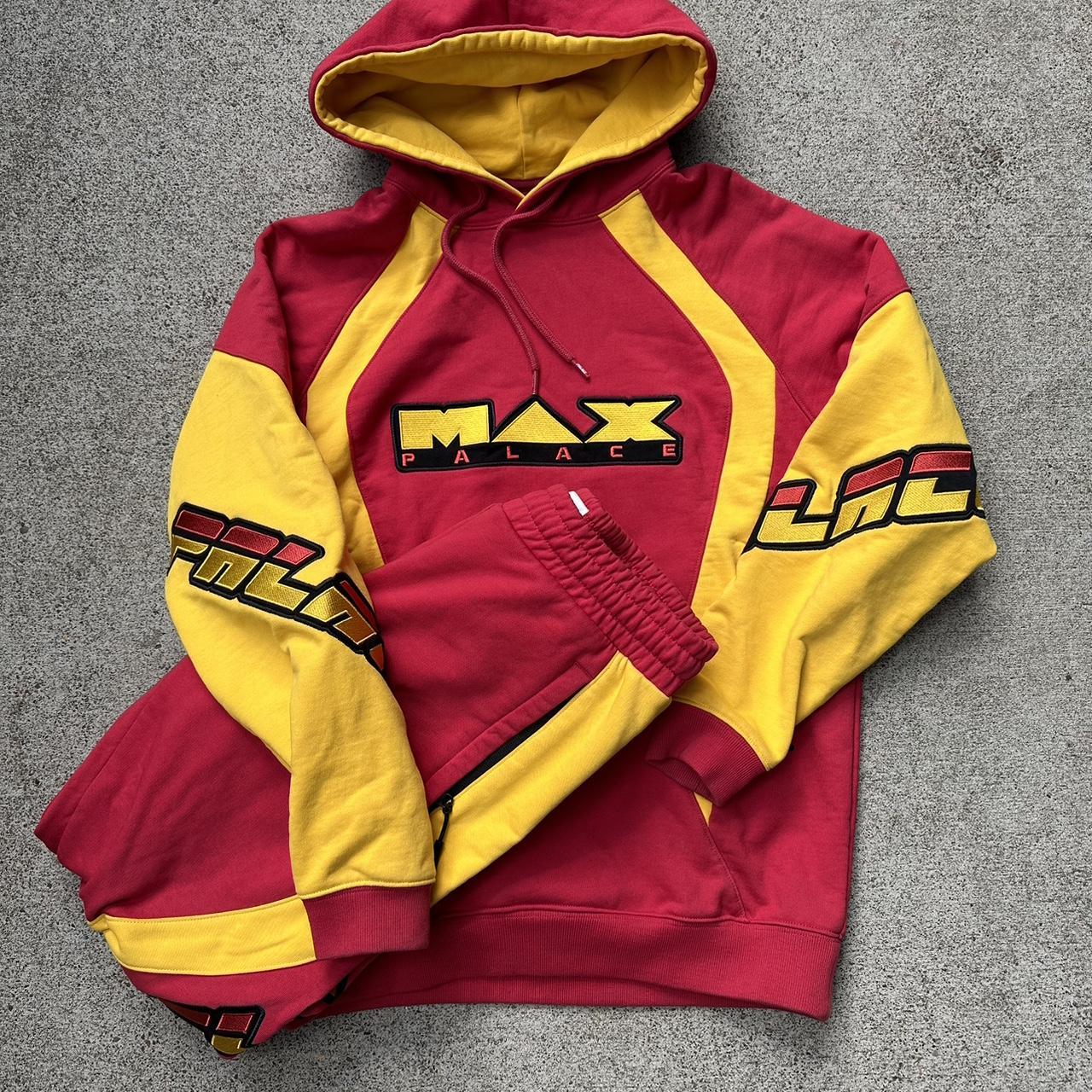 Max tracksuit hotsell