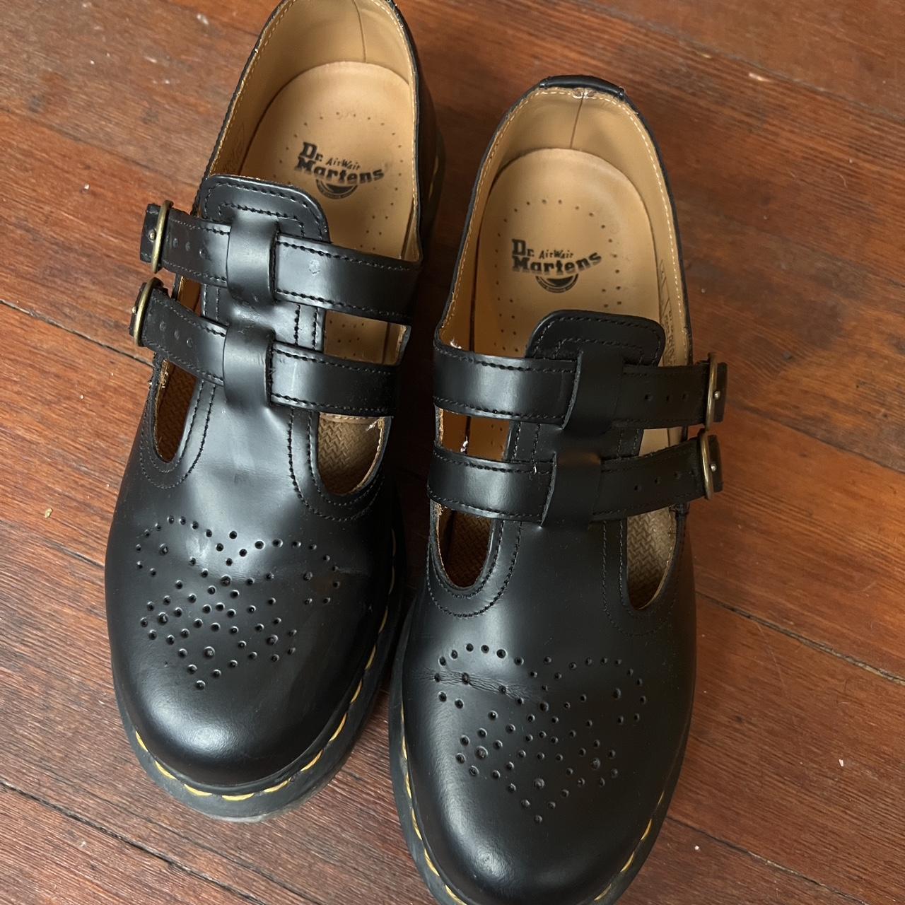 Doc marten Mary Jane’s 8065 very lightly used! Depop
