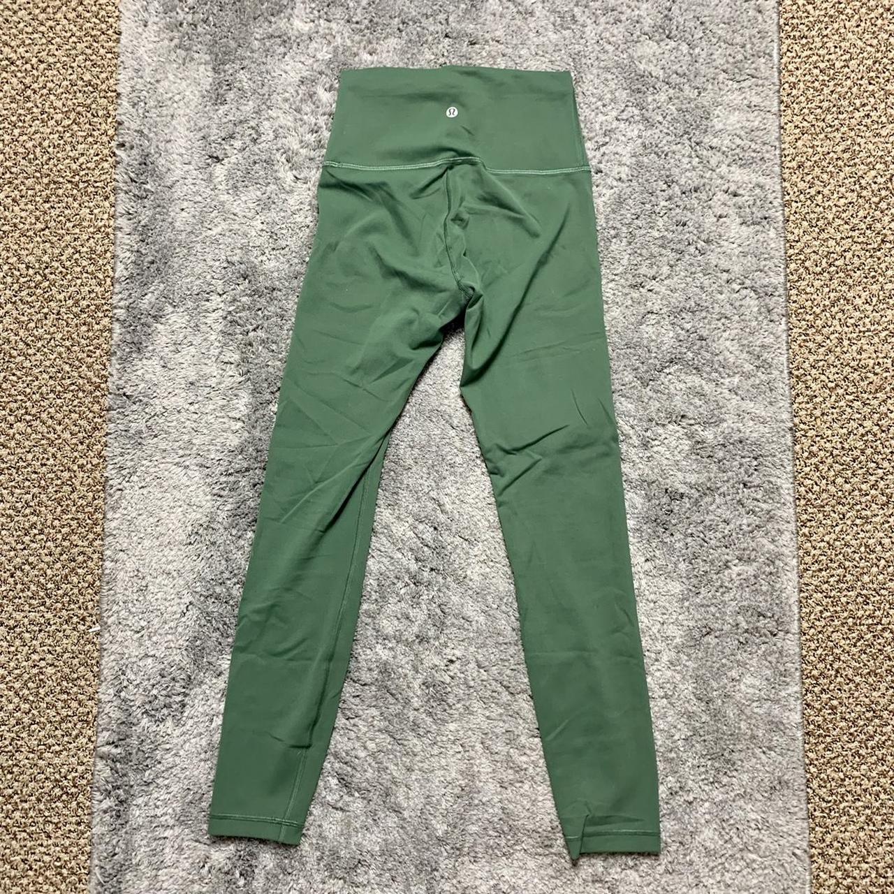 Lululemon dark green leggings #lululemon #leggings - Depop