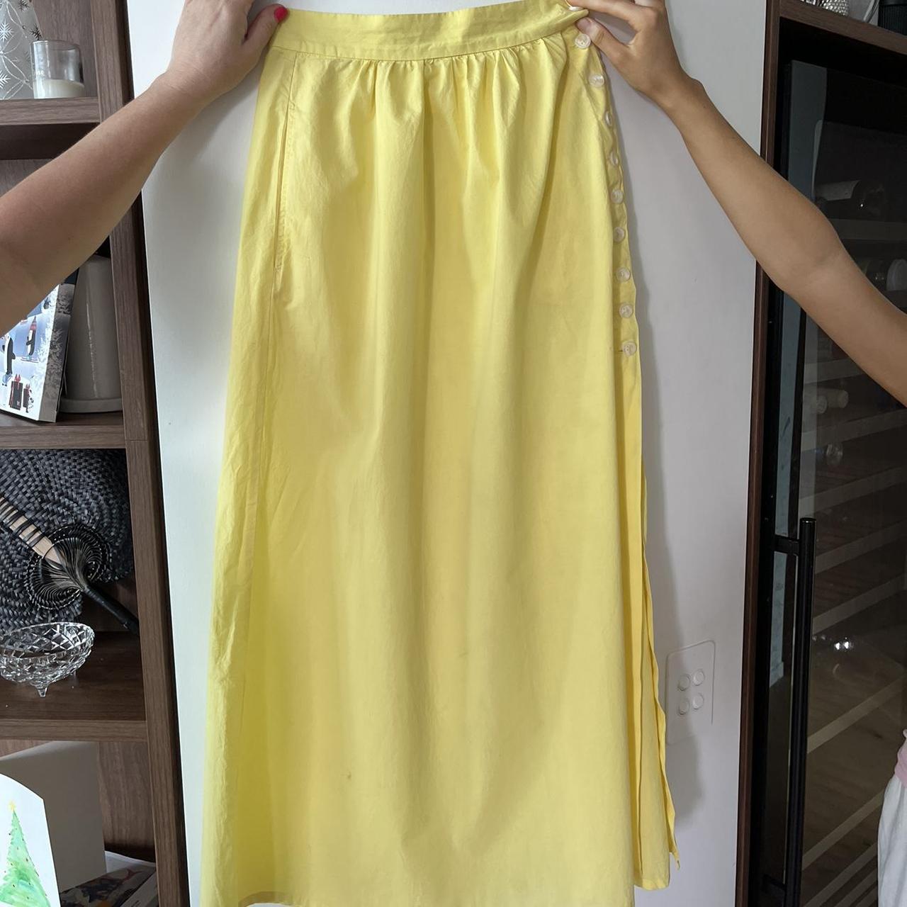 Venroy Linen Yellow Maxi Skirt Size 6 8 Little - Depop