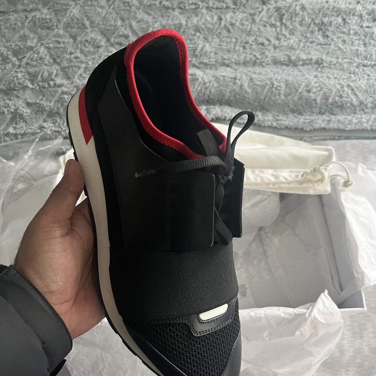 Balenciaga race runners black clearance and red