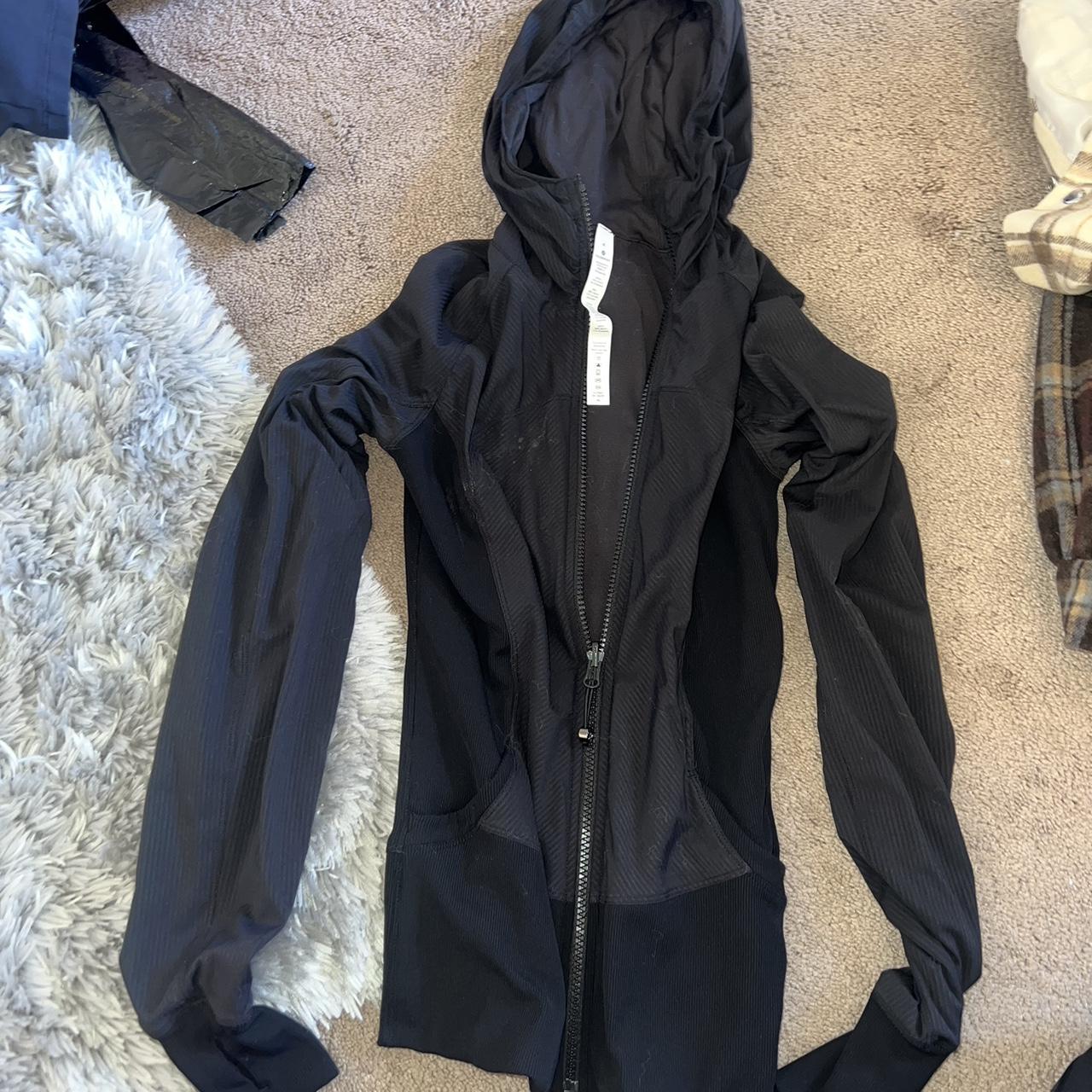 Lululemon Women's Black Hoodie | Depop