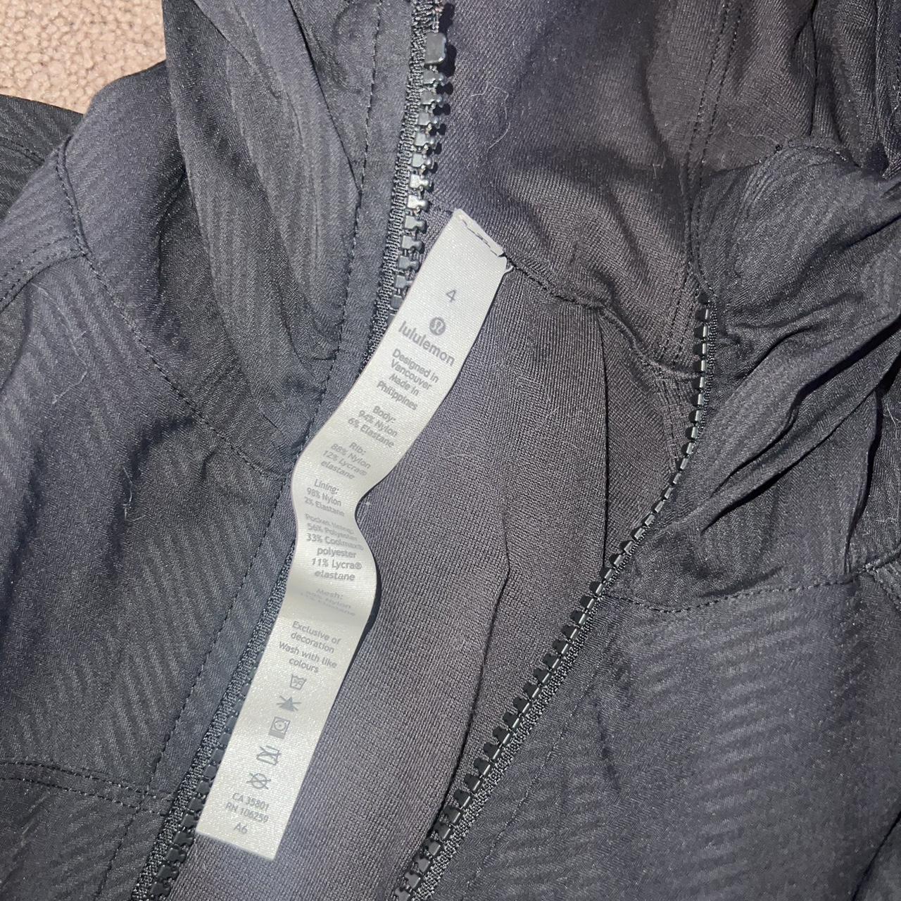 Lululemon Women's Black Hoodie | Depop