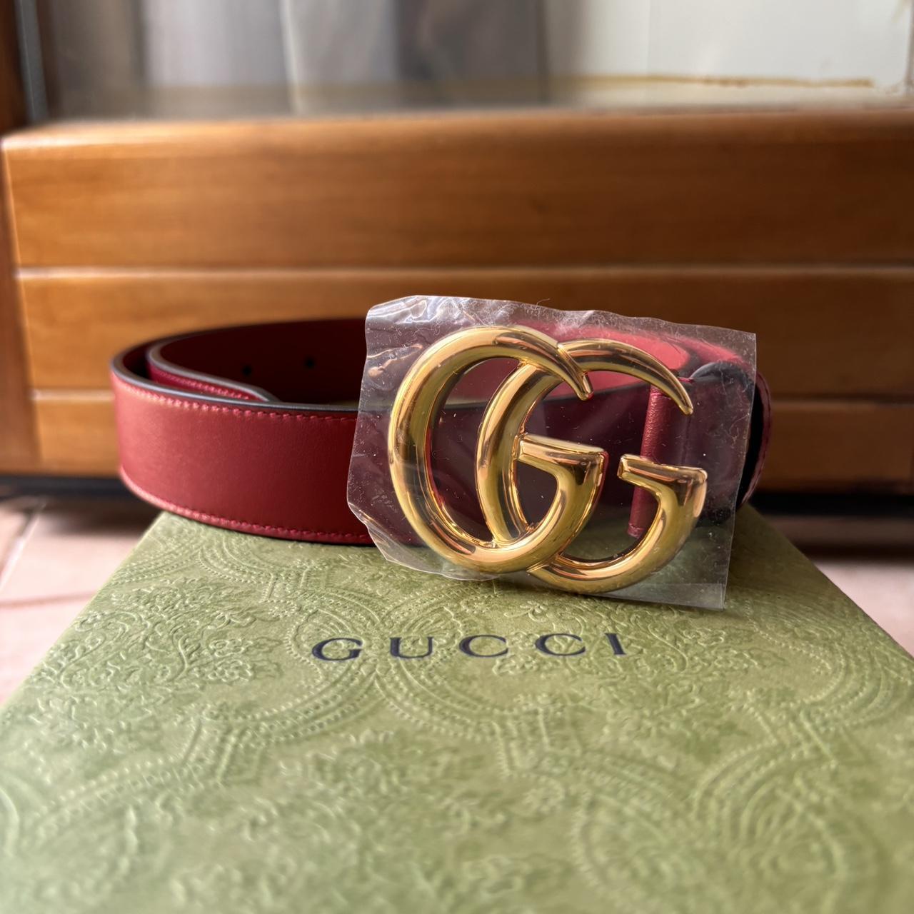 New Gucci Buckle Belt Included with tag and dust bag