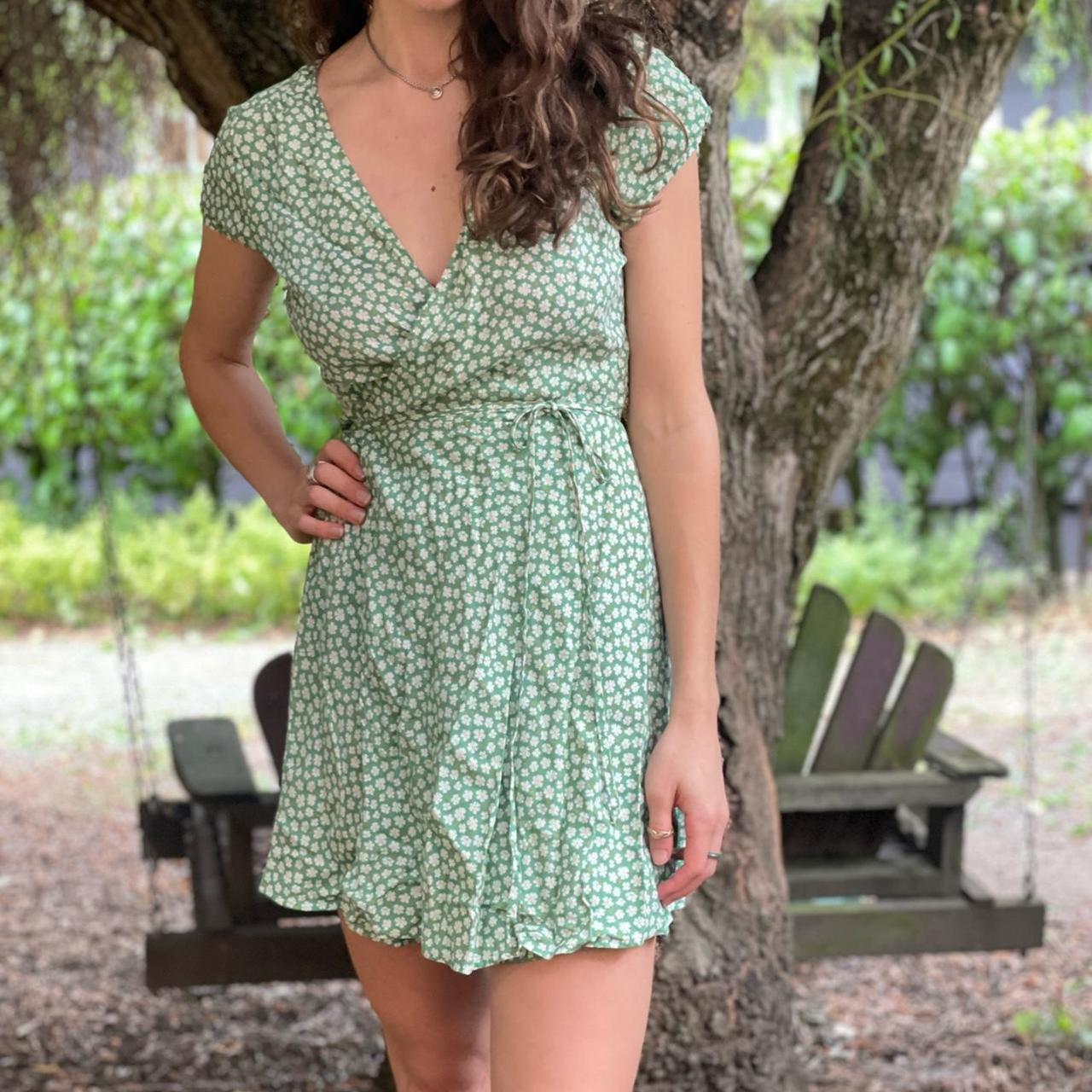 Reformation green wrap shops dress