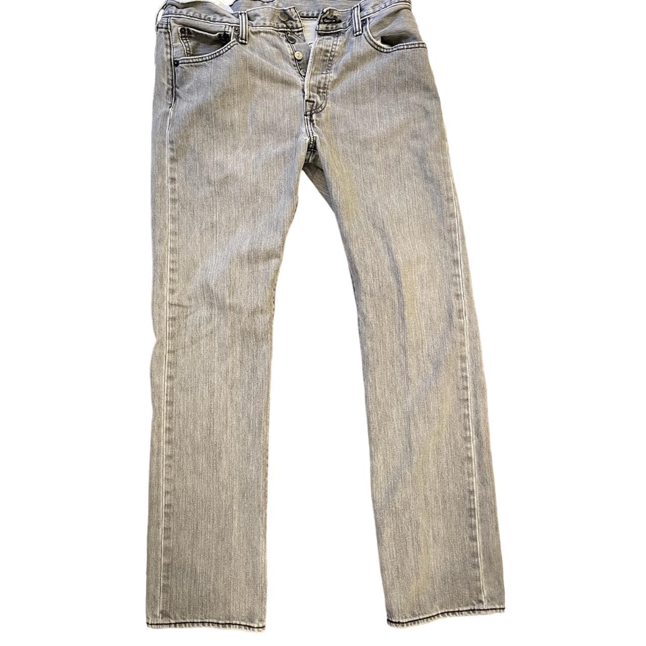 Levi's Men's Grey Jeans Depop