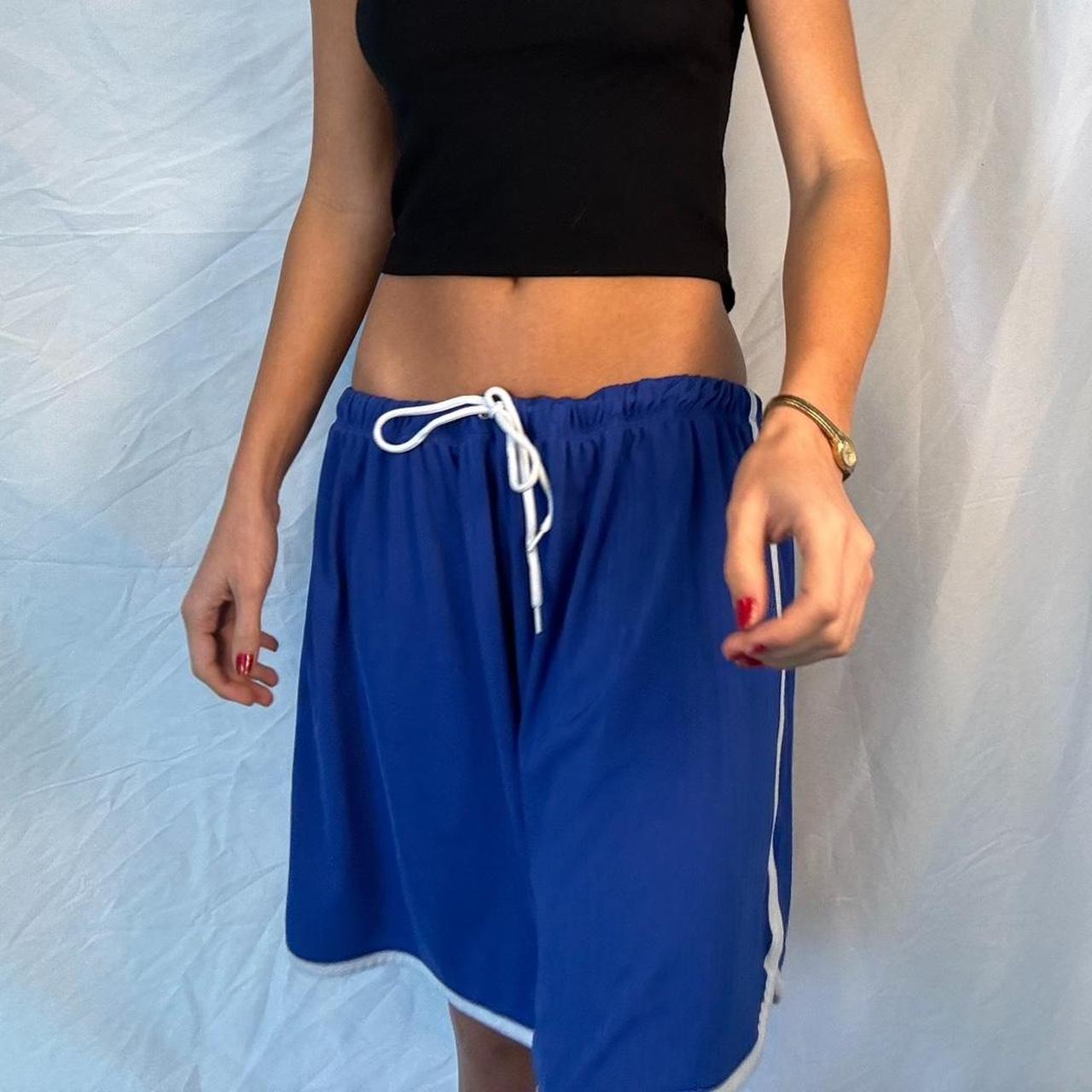 Full Circle Trends Women's Blue and White Shorts (4)