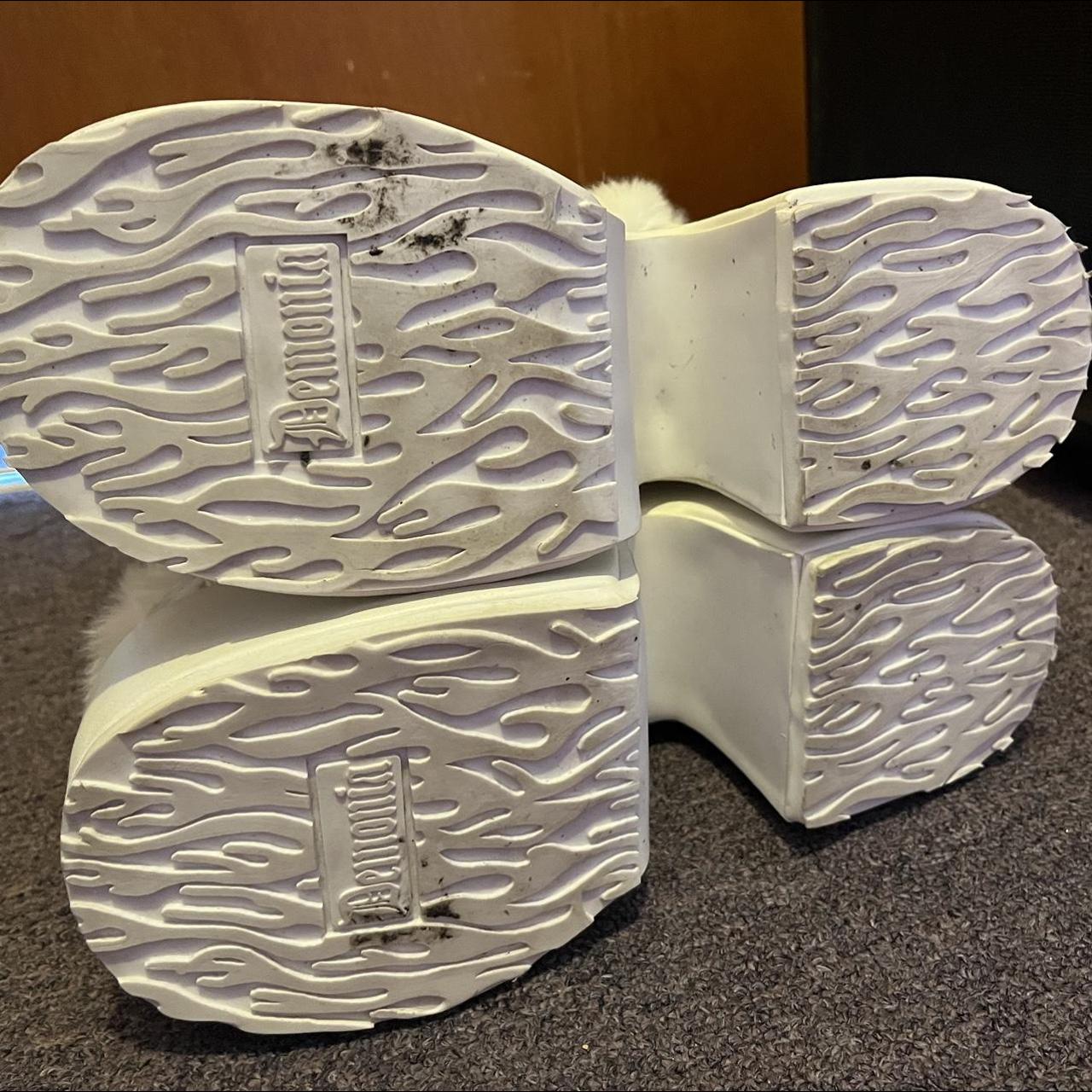 demonia camel 311 white