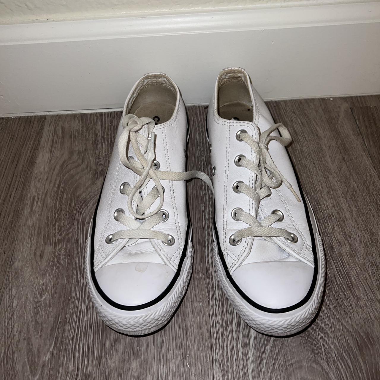 White leather converse clearance size 6