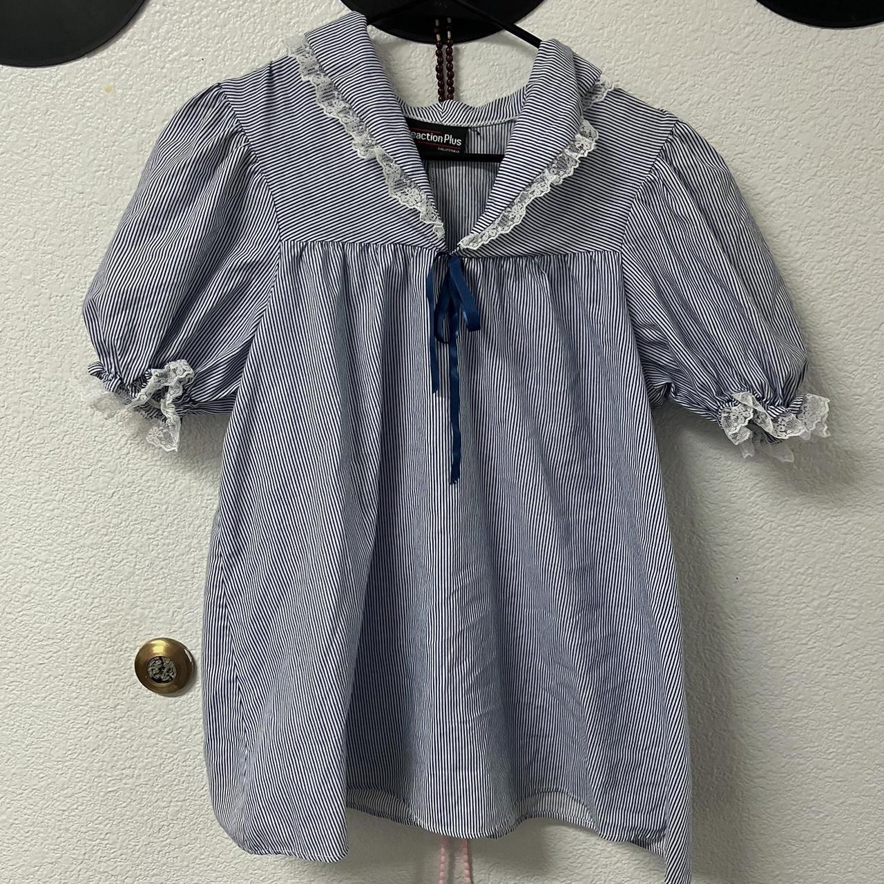 Women's Blue and White Blouse | Depop