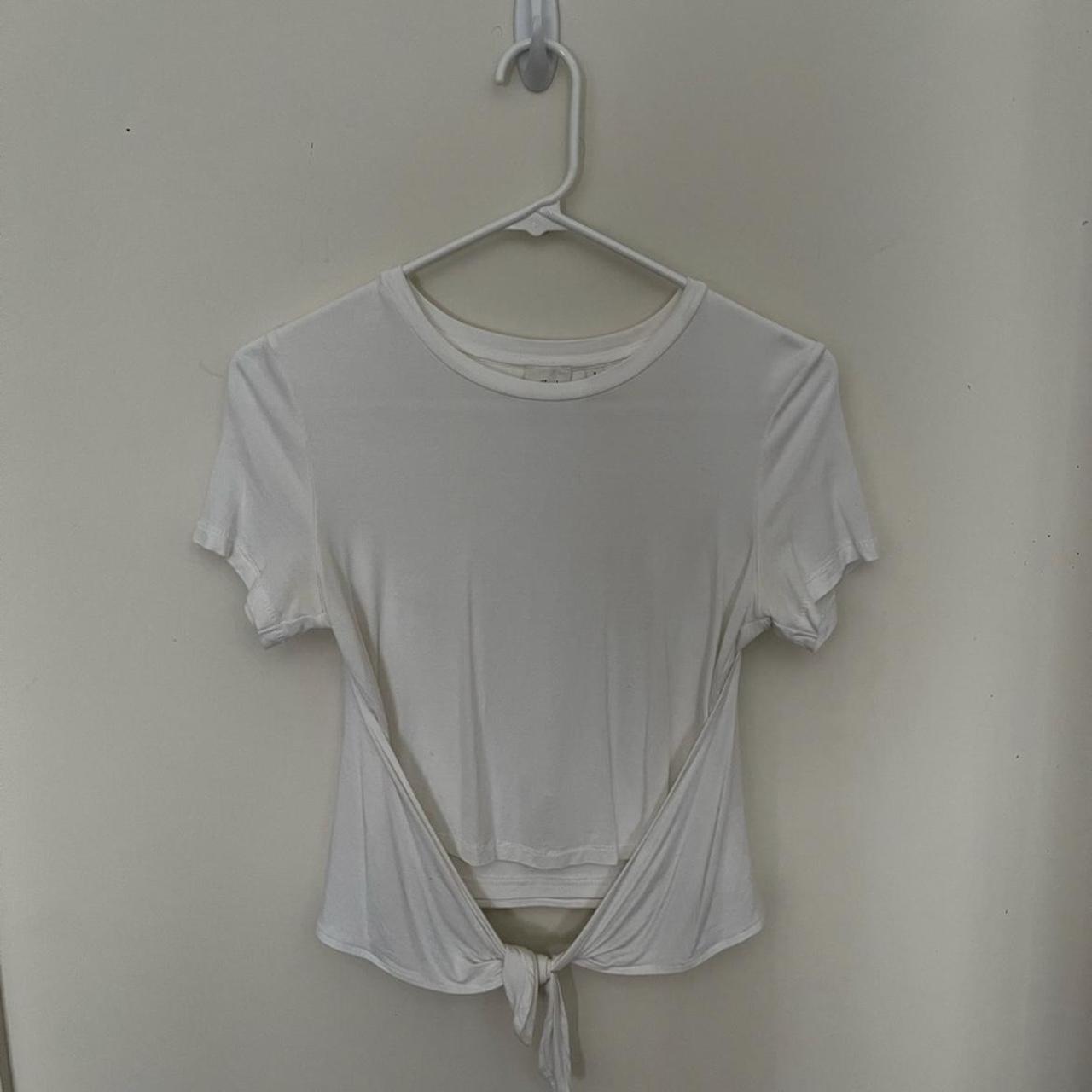 Aritzia Women's White T-shirt | Depop