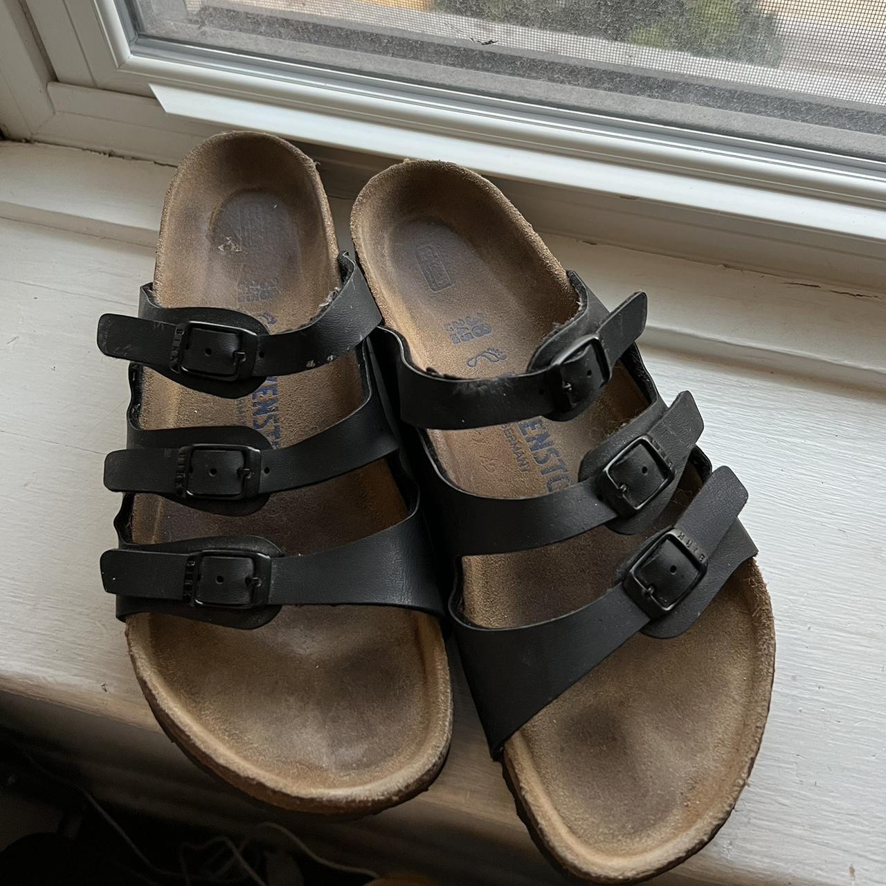 womens tan birkenstocks