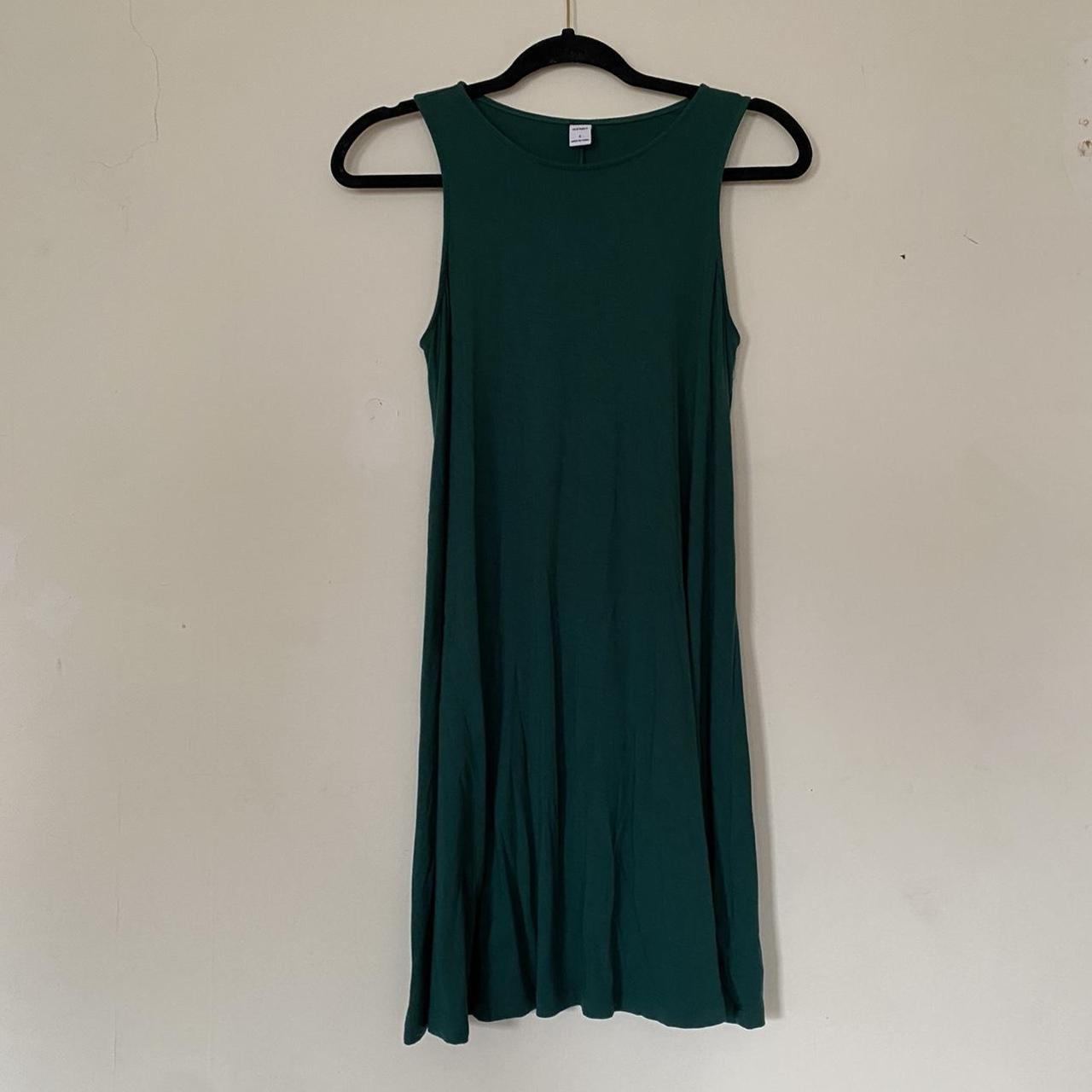 Old navy emerald green dress - Depop