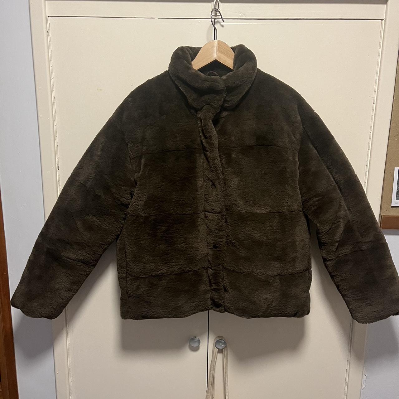 Brown Zara Fluffy Puffer jacket coat Hardly worn in... - Depop