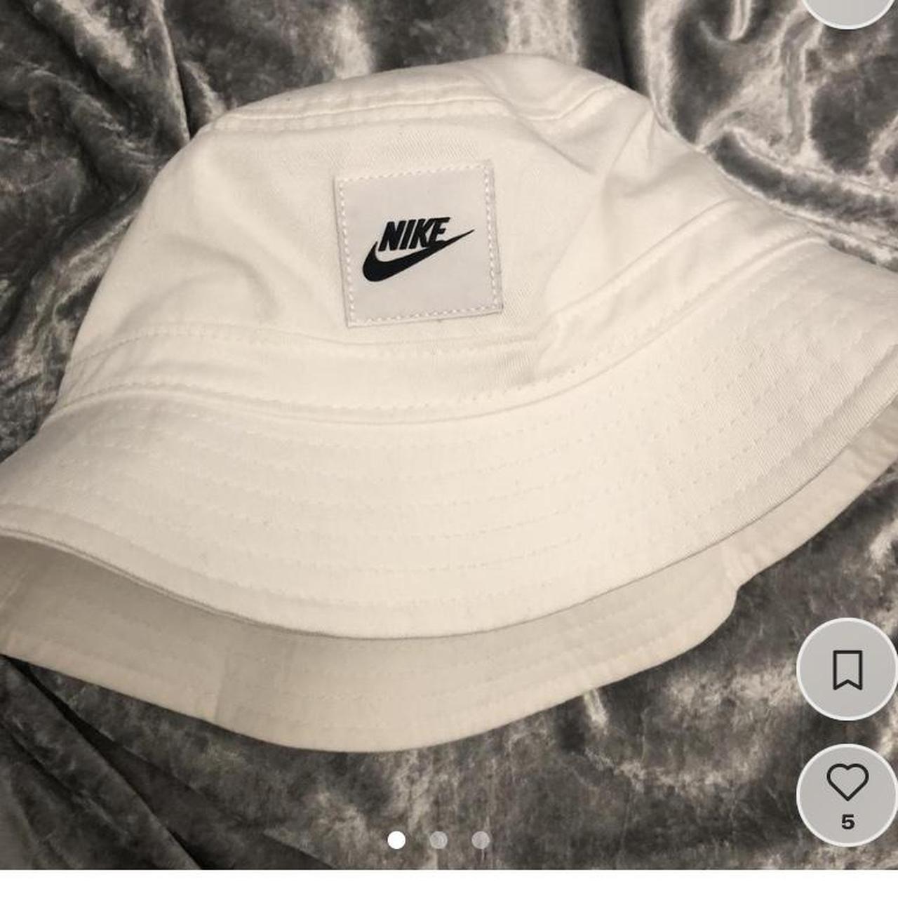 mens white nike bucket hat