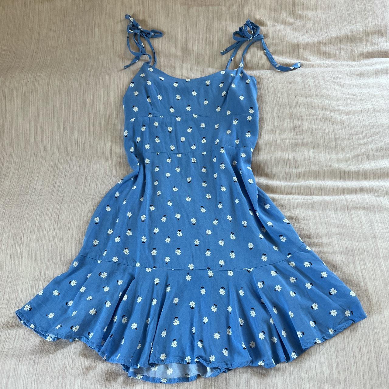 wild fable blue floral mini dress never worn size:... - Depop