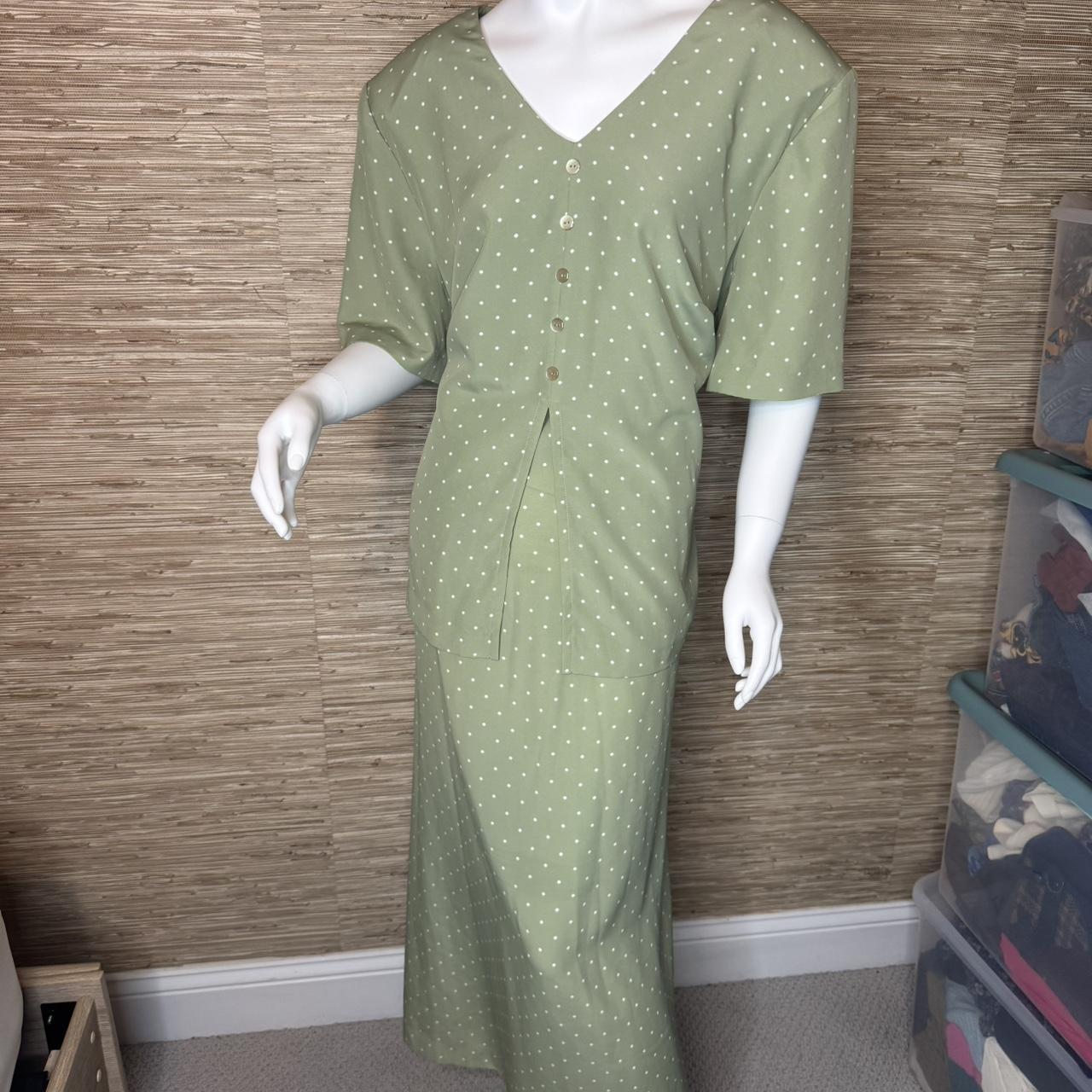 item listed by foulmouththrift