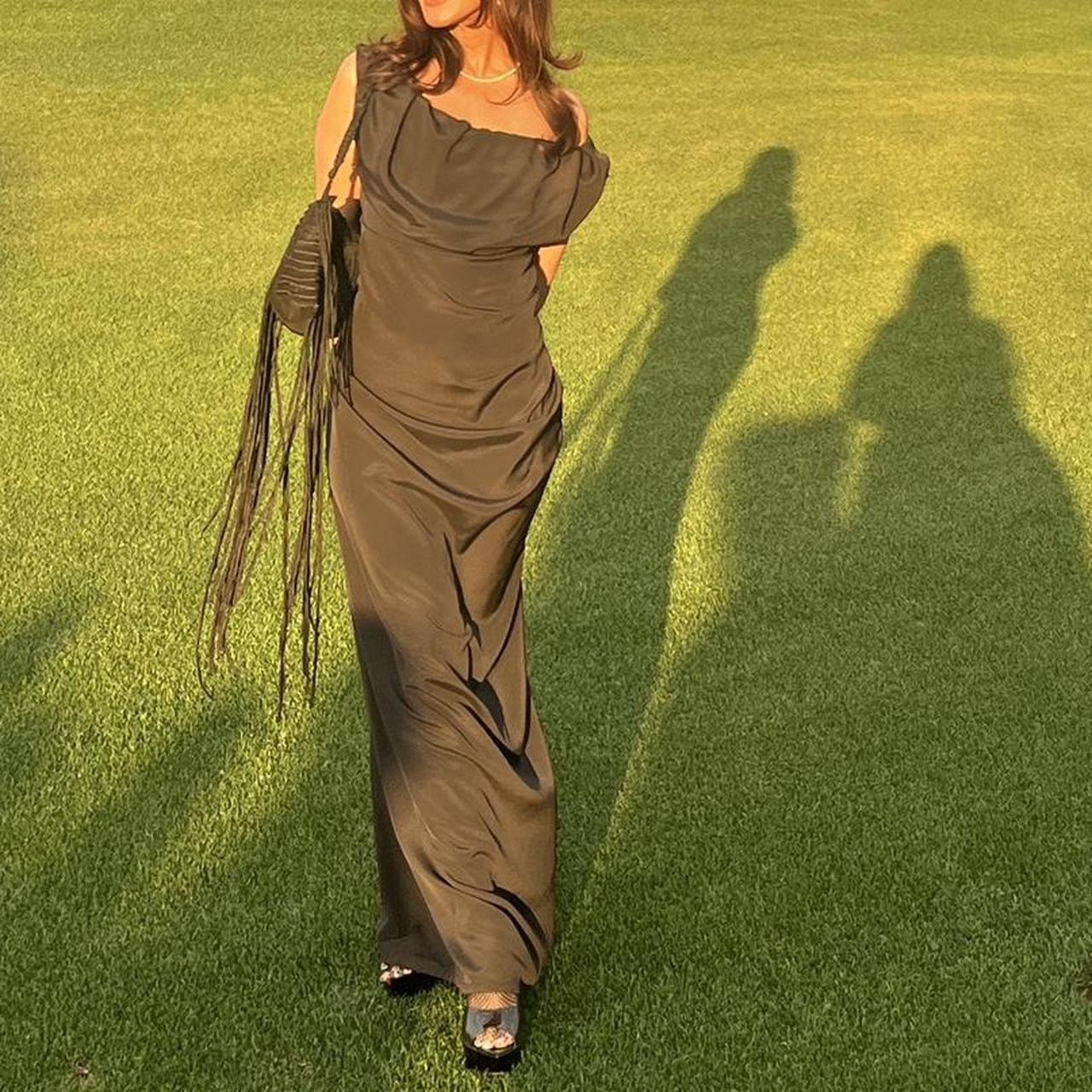 【関税込み】Vivienne Westwood ブラック Ginnie マキシドレス Ginnie draped jersey maxi dress in black - Vivienne Westwood