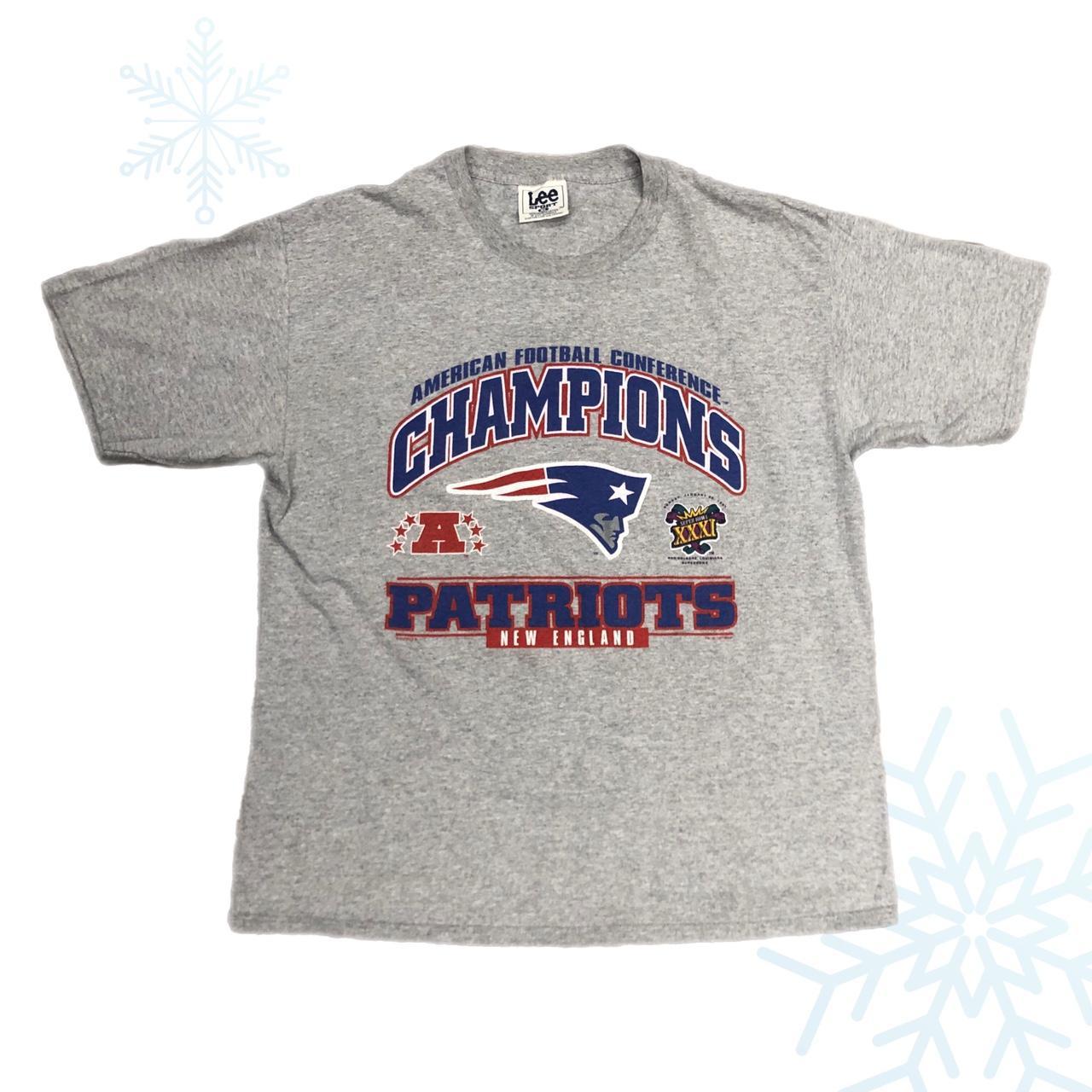 New England Patriots 47 Brand Women Super Bowl XLIX Champs Football T-Shirt