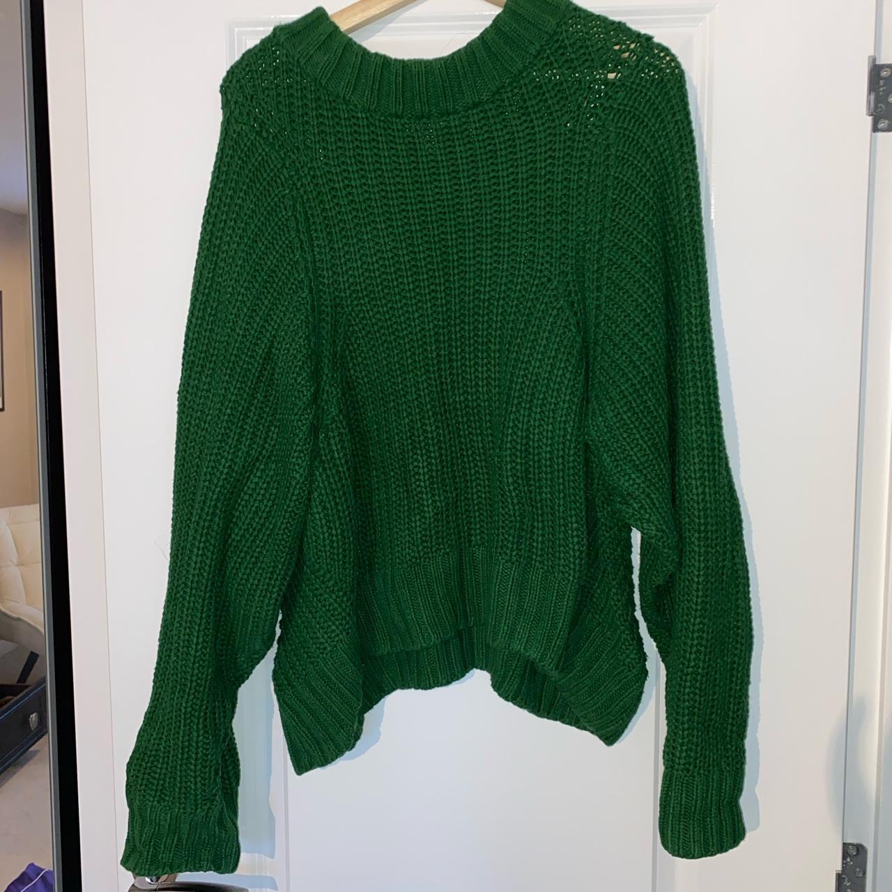 H&M Women's Jumper Depop