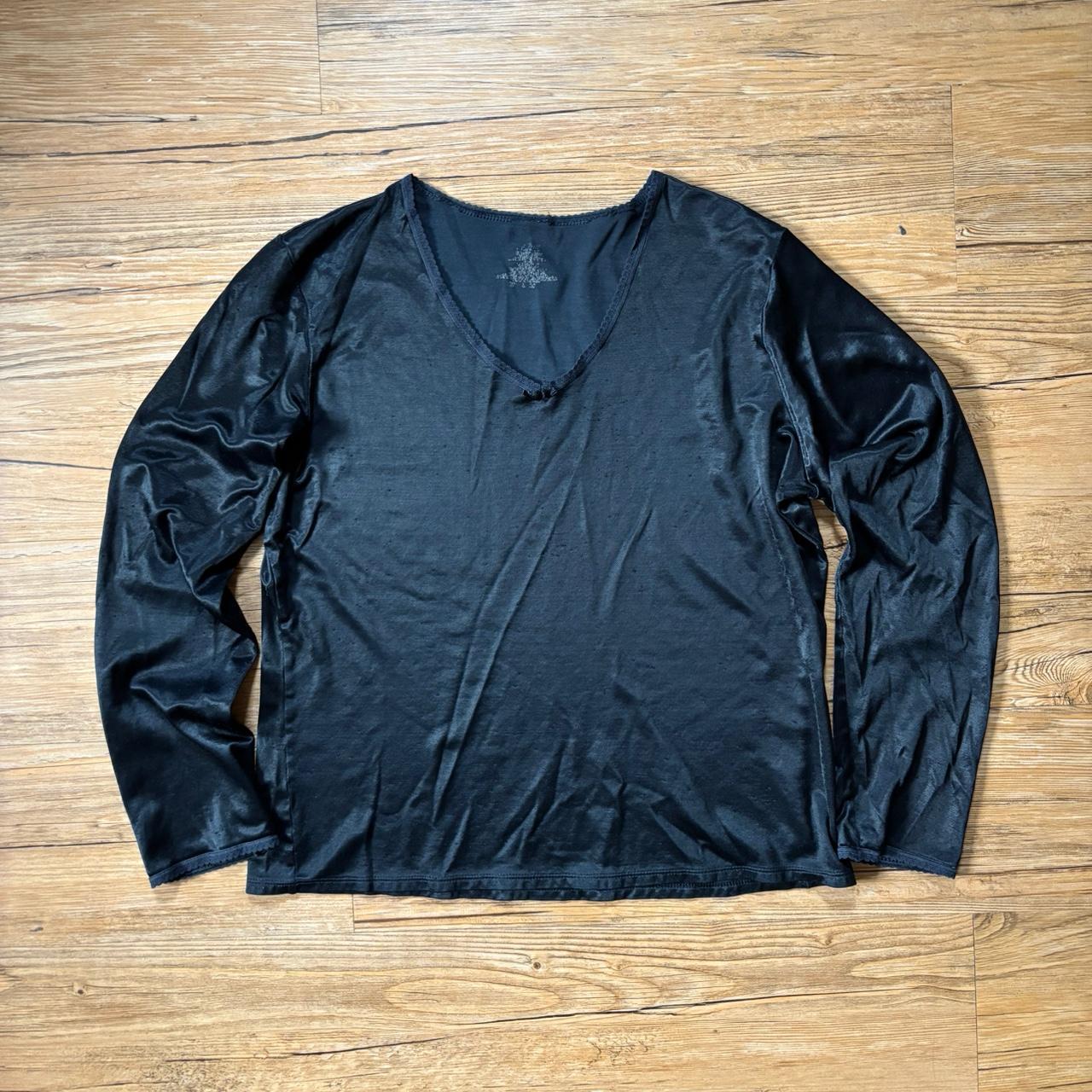 item listed by anisaavila