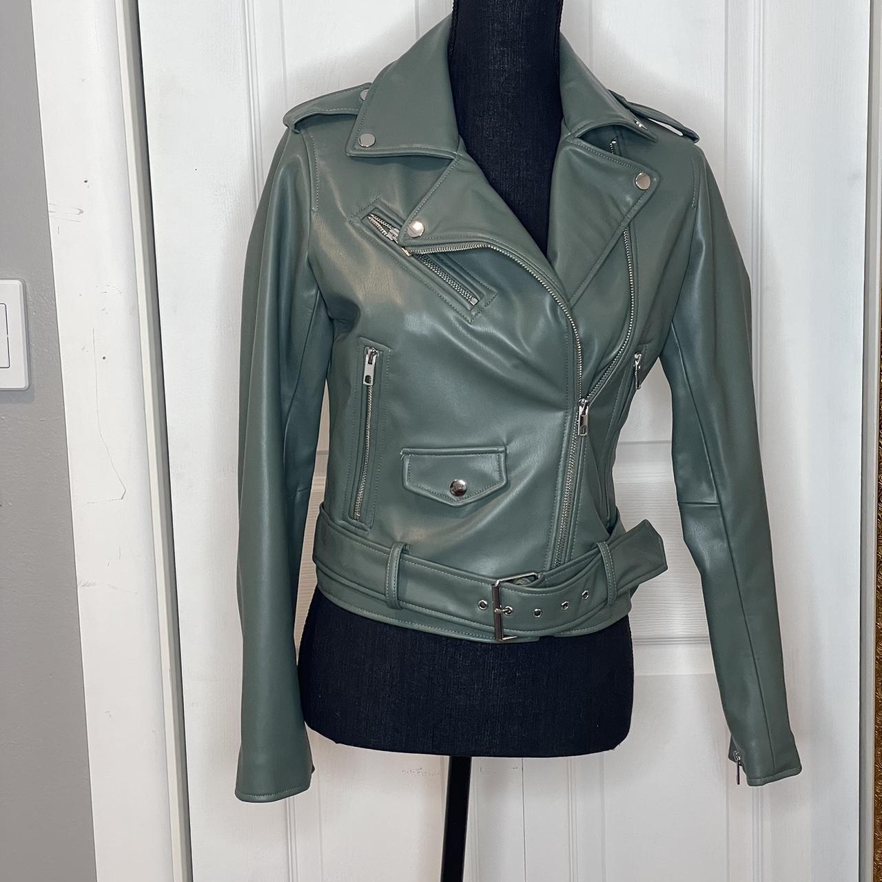 Zara Women's Green Jacket | Depop