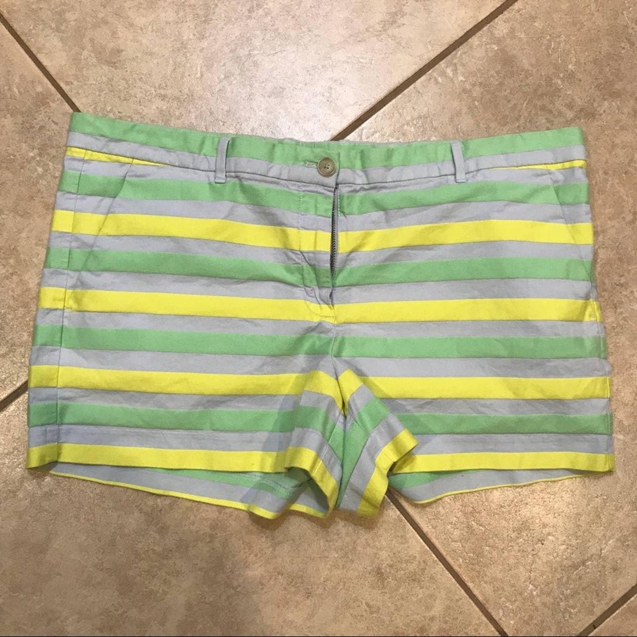 Gap Women's Green and Blue Shorts | Depop