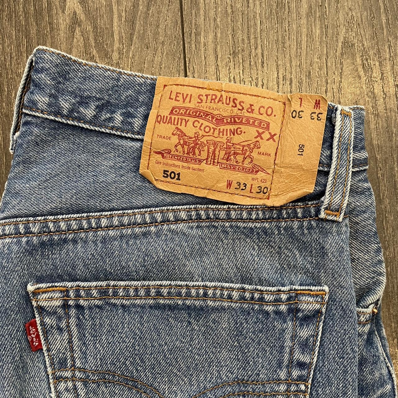 Levi 501 W - 33 L - 30 baggy fit vintage jeans - Depop