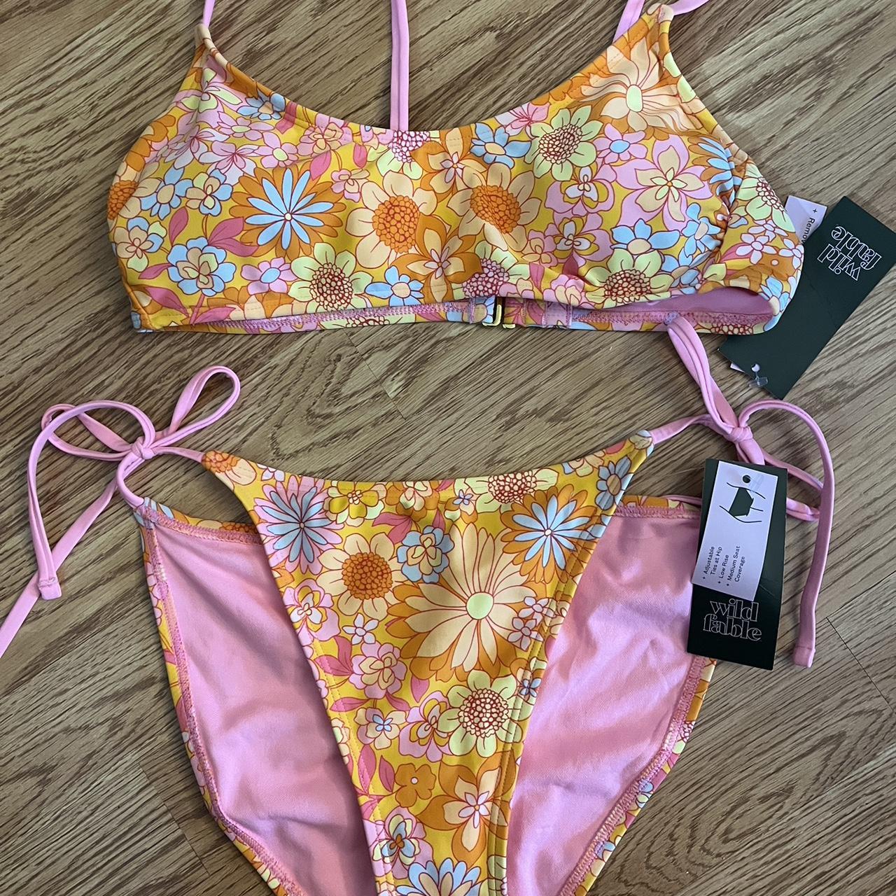 Wild Fable Women's Bikinis-and-tankini-sets | Depop