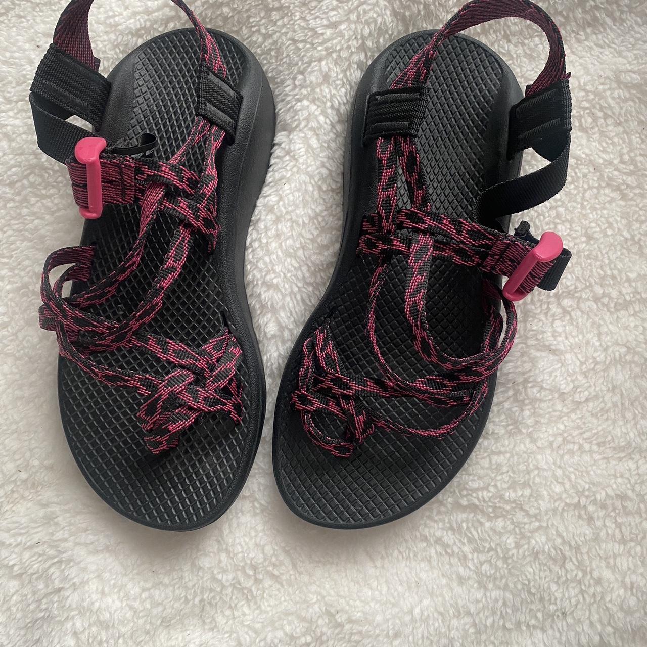 ladies chacos